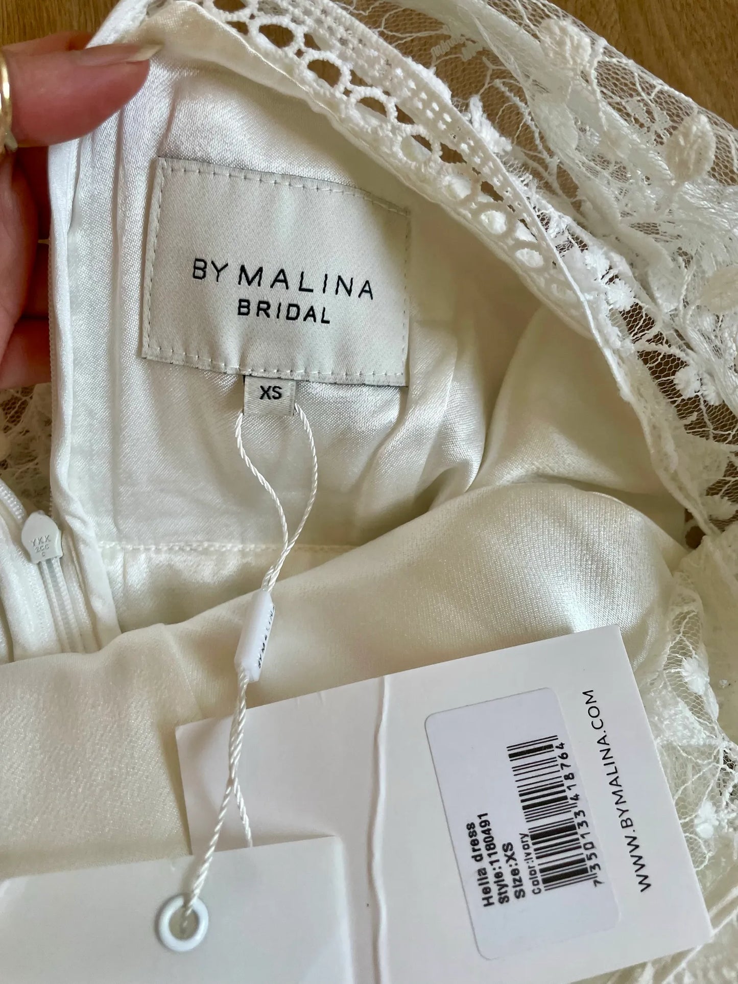 By Malina Helia Midi-klänning NWT