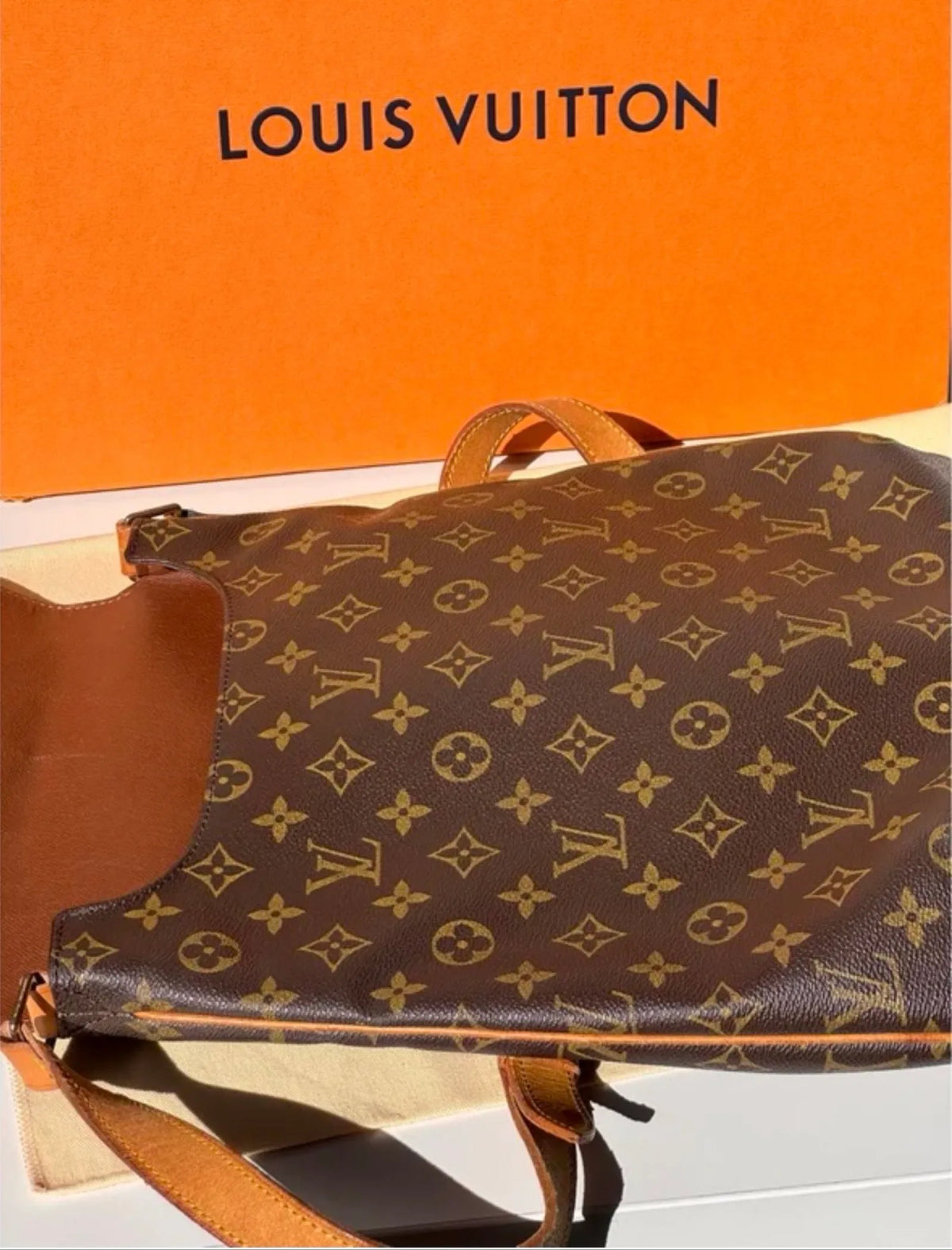 Louis Vuitton Musette Salsa Gm Shoulder bag