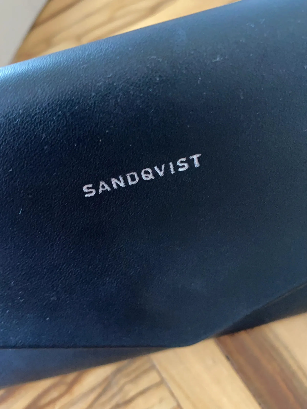 Sandqvist-skinnväska