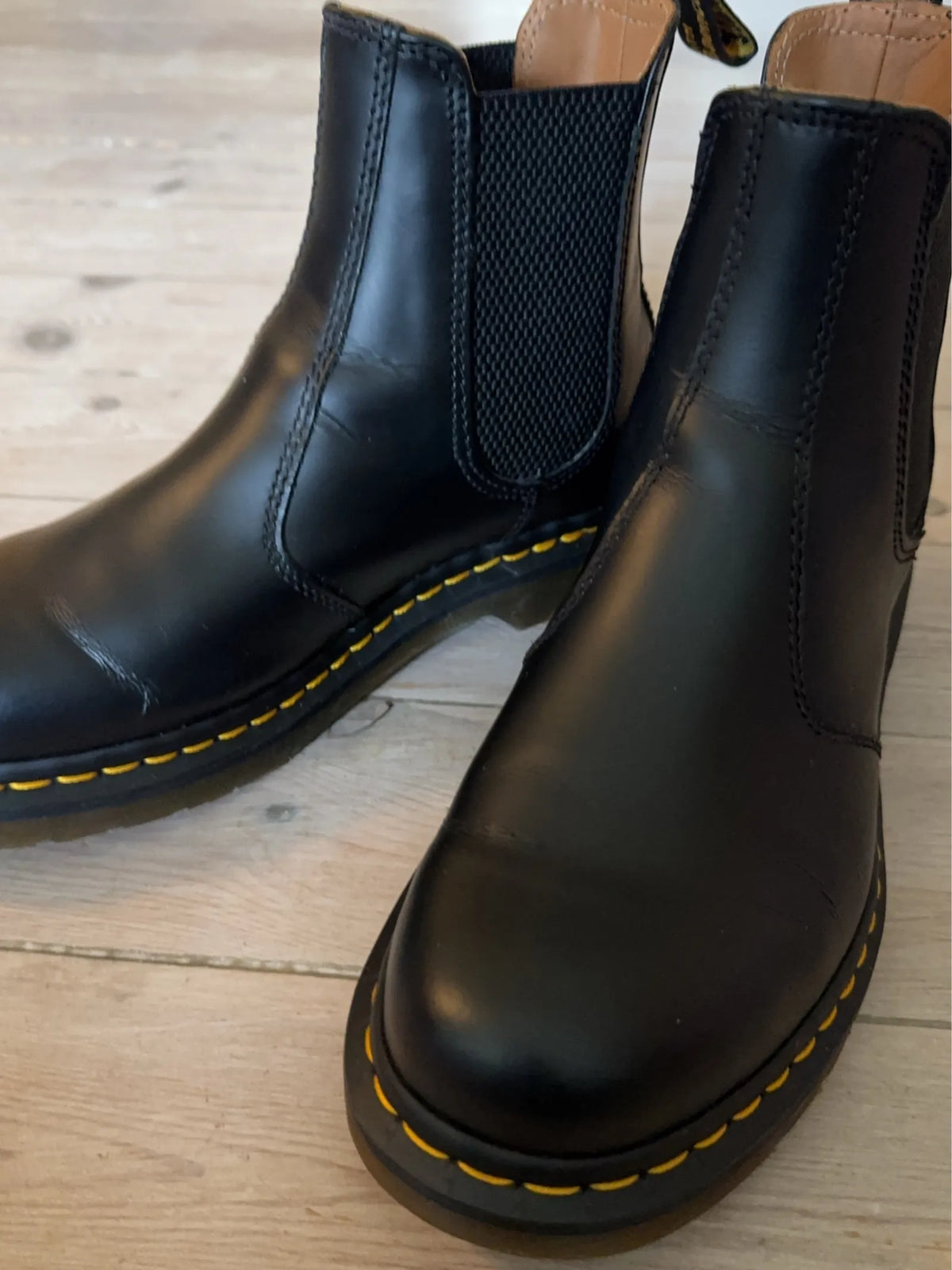 Dr. Martens 2976 Boots