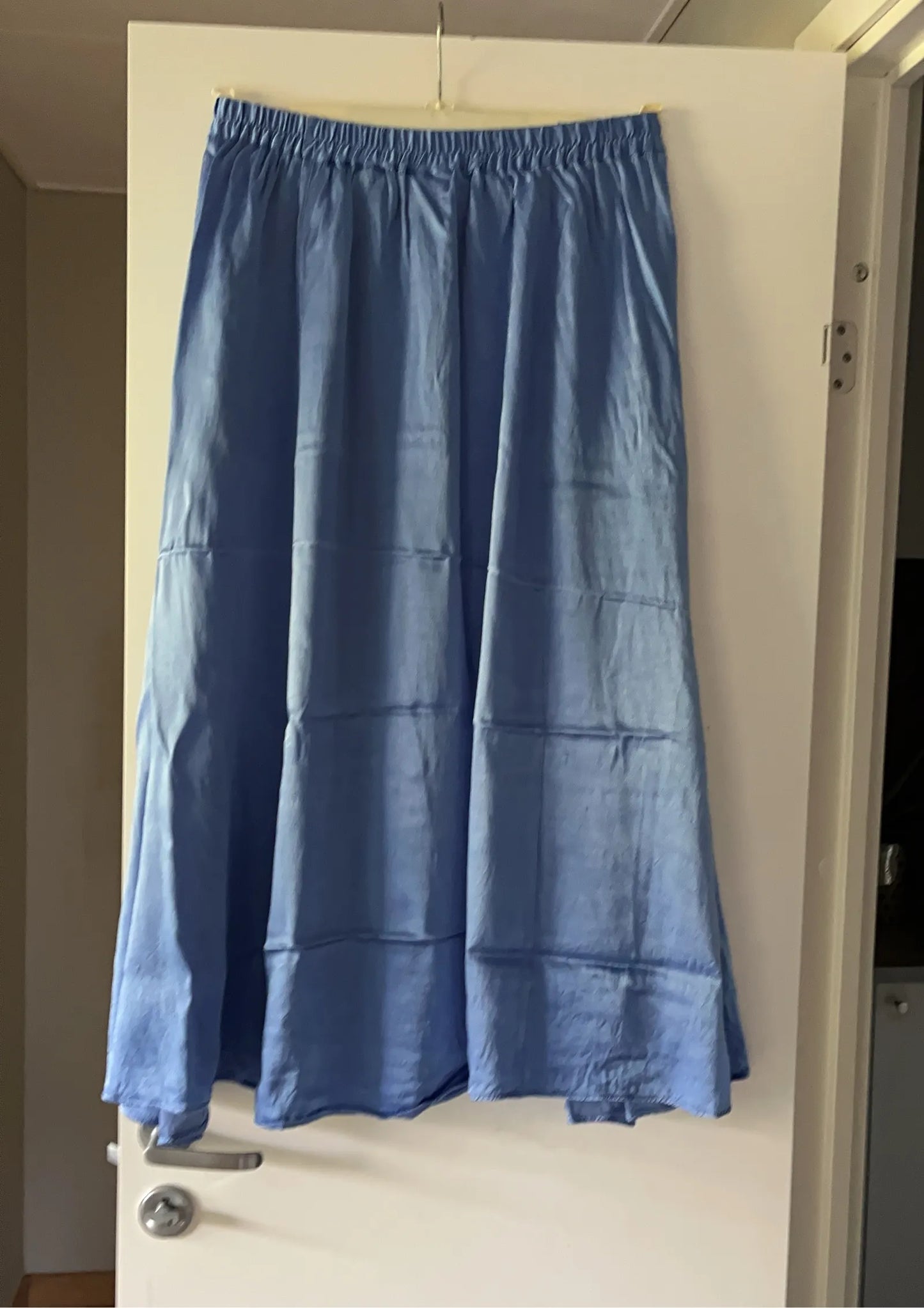 Weekday Read Skirt