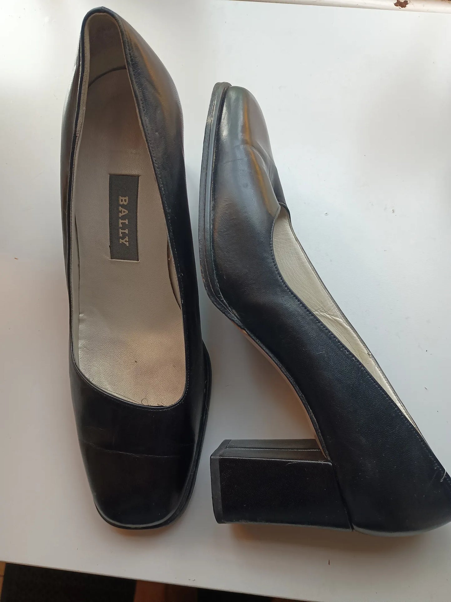 Bally Heels