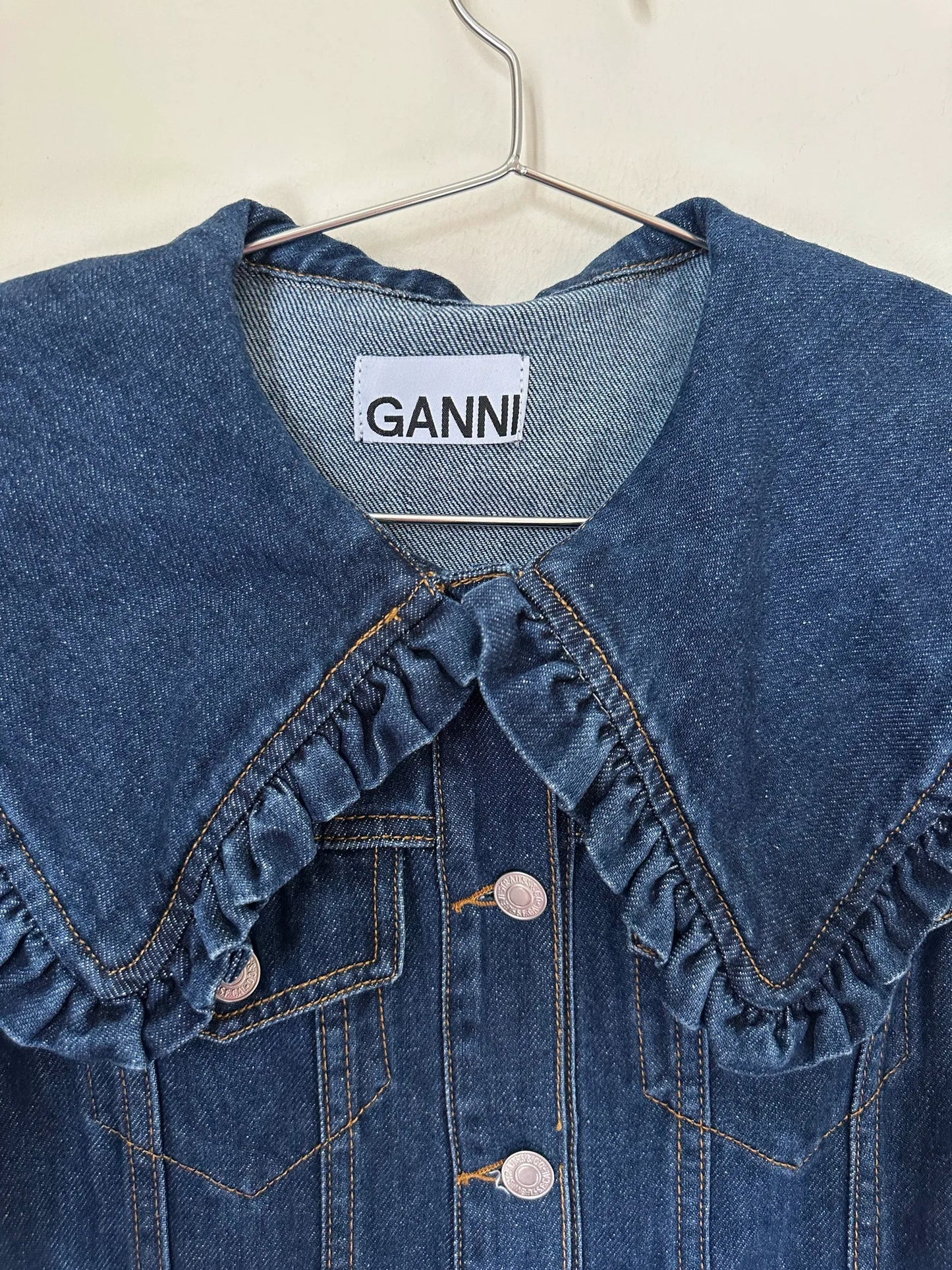 Ganni x Levi's-klänning NWOT