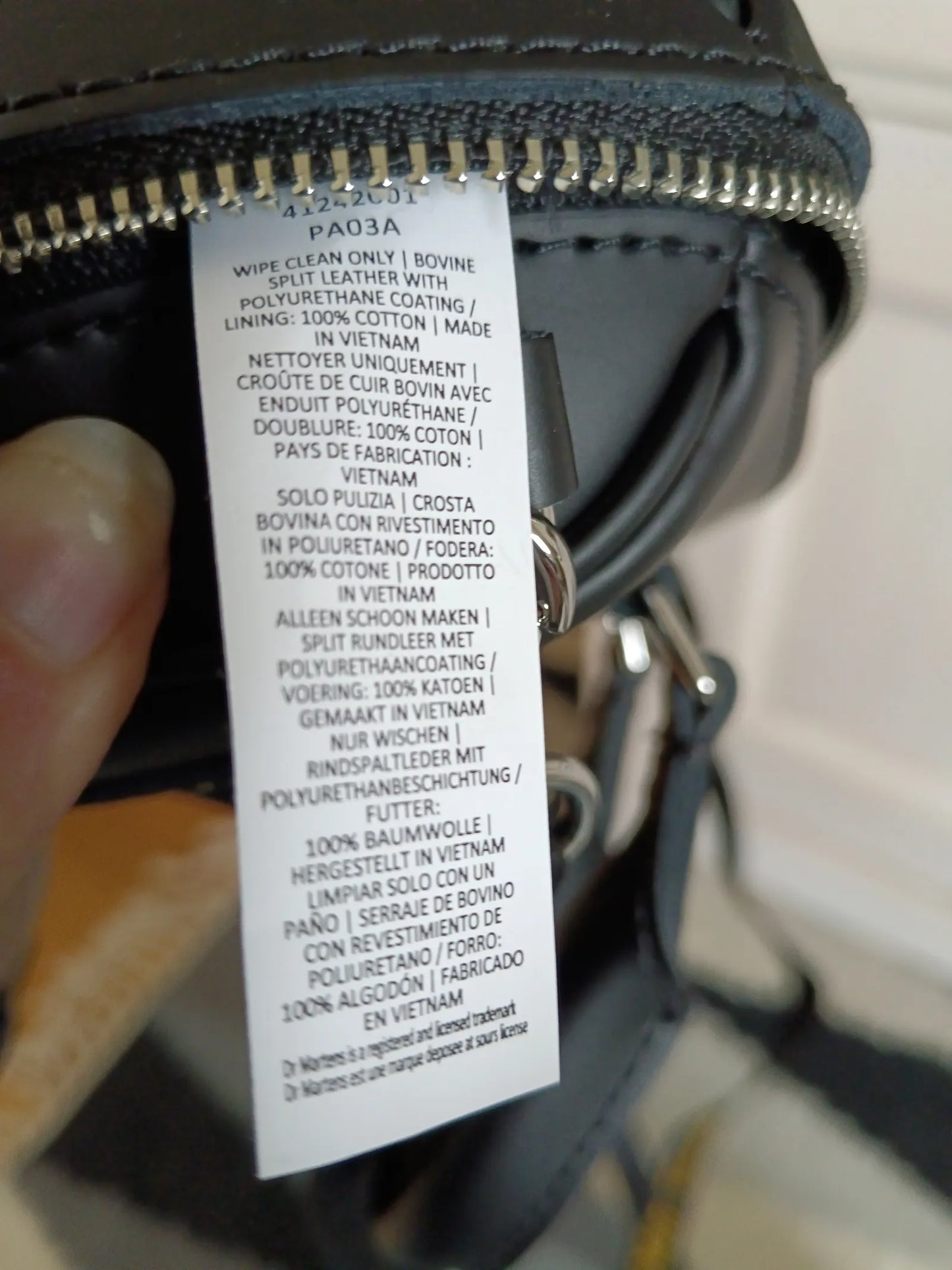 Dr. Martens-skinnhandväska NWOT
