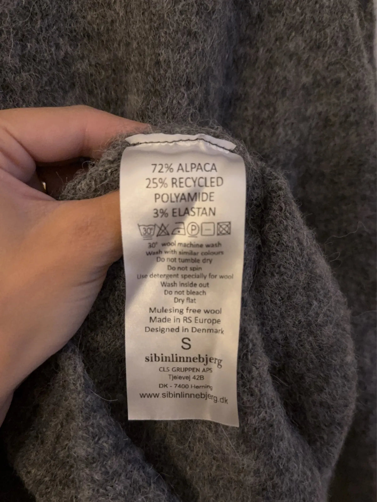 Sibin Linnebjerg-ulltröja NWOT