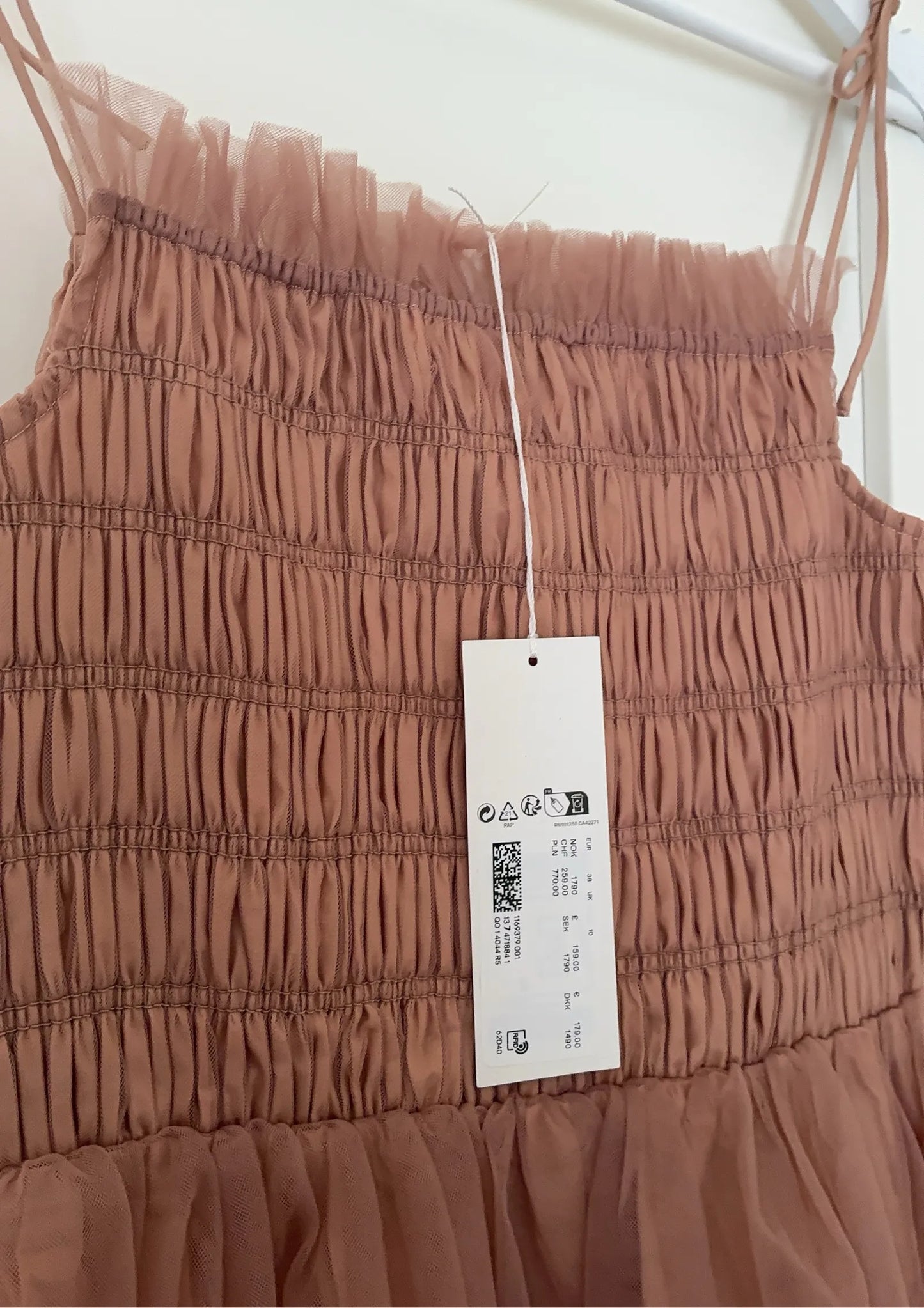 Arket-klänning NWT