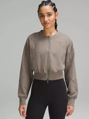 Lululemon Ribbed Softstreme Cropped-väst NWOT