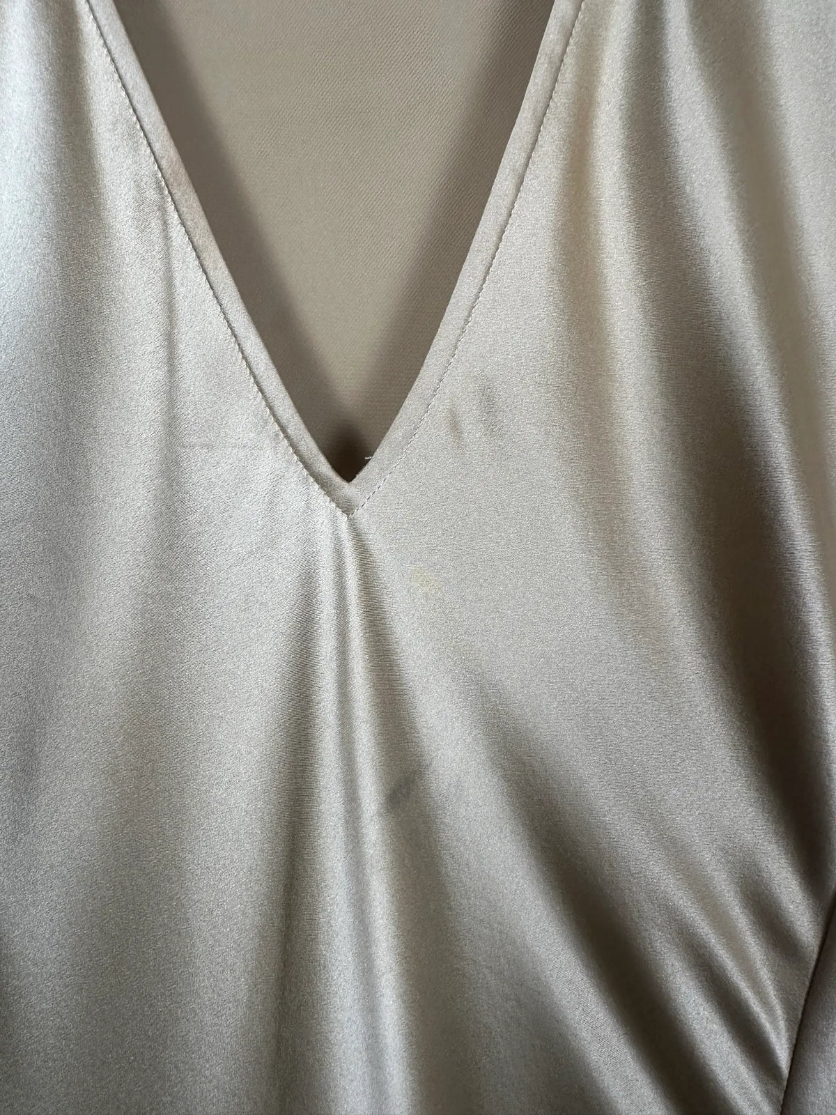 A Day's March Mandel Silk Satin-sidenklänning