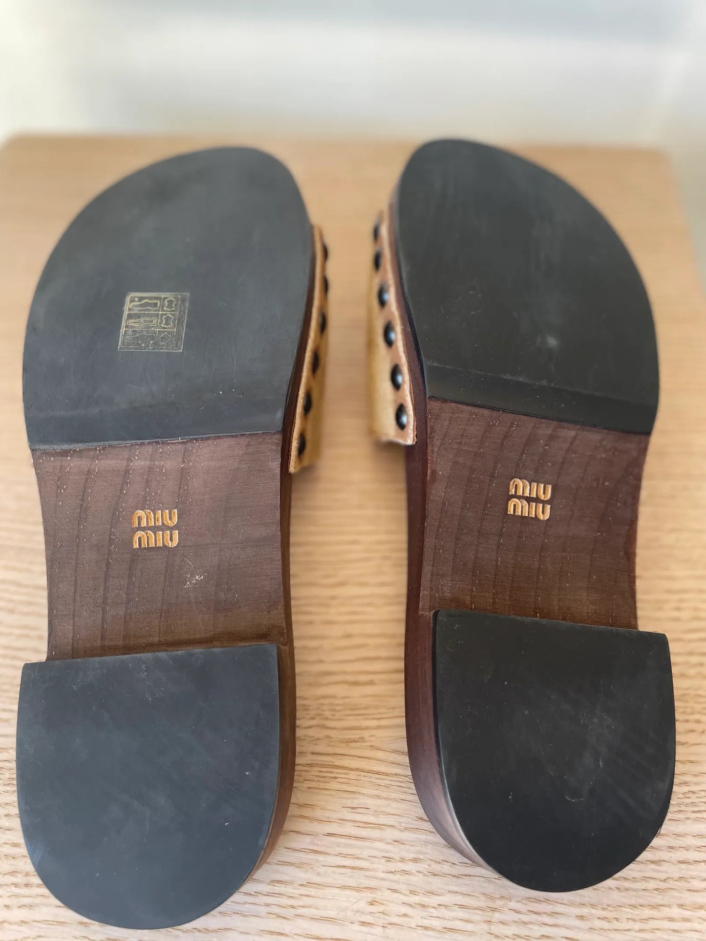 Miu Miu Clogs Sandals
