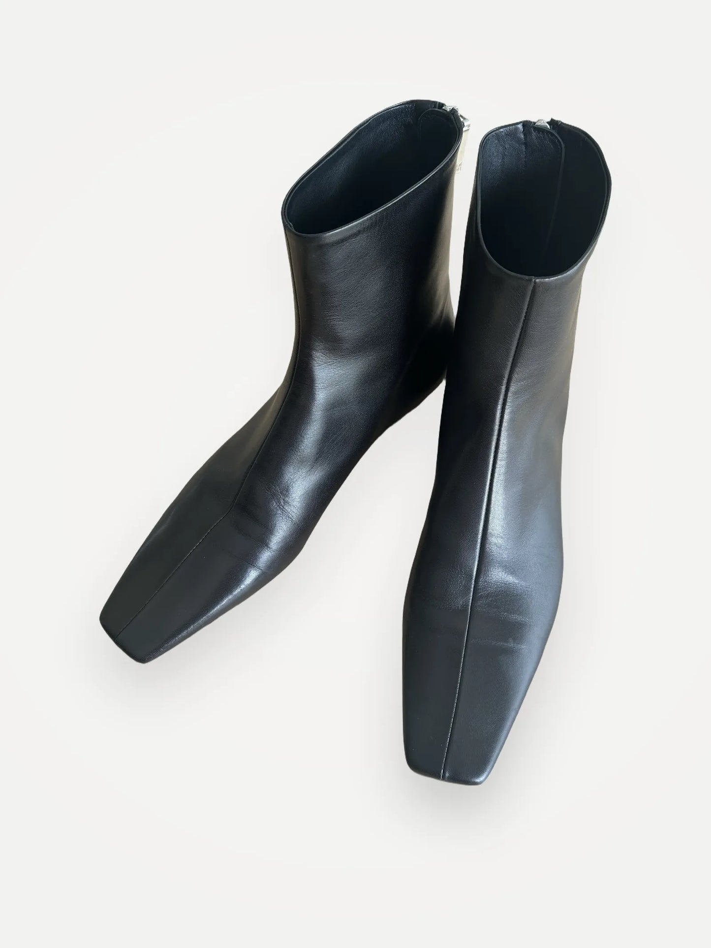 Toteme The Flat-skinnboots NWOT