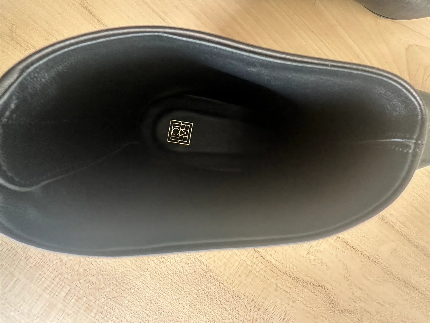 Toteme The Flat-skinnboots NWOT