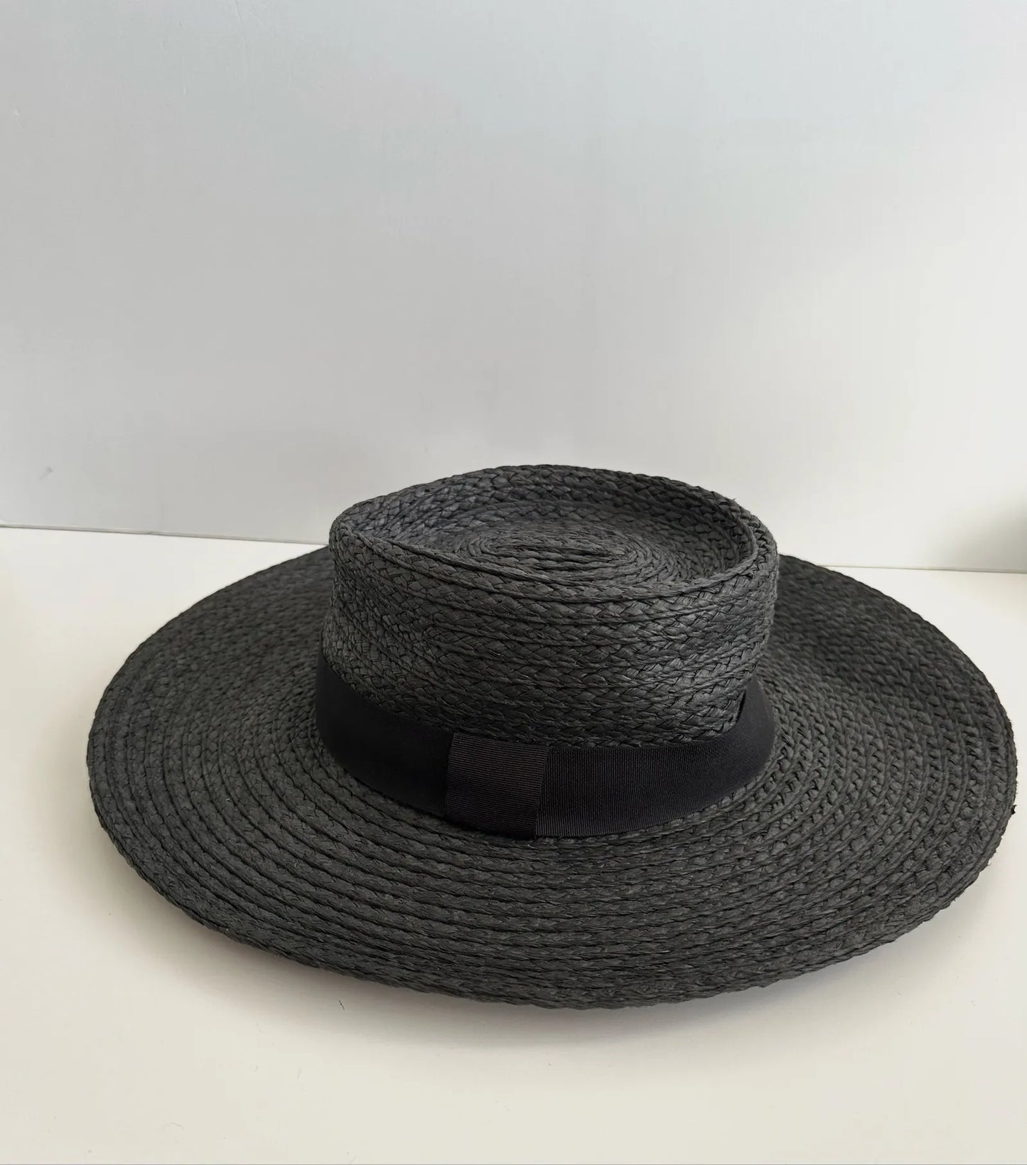 & Other Stories-hatt