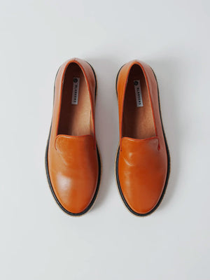 Blankens The Capri Brown-skinnloafers NWOT