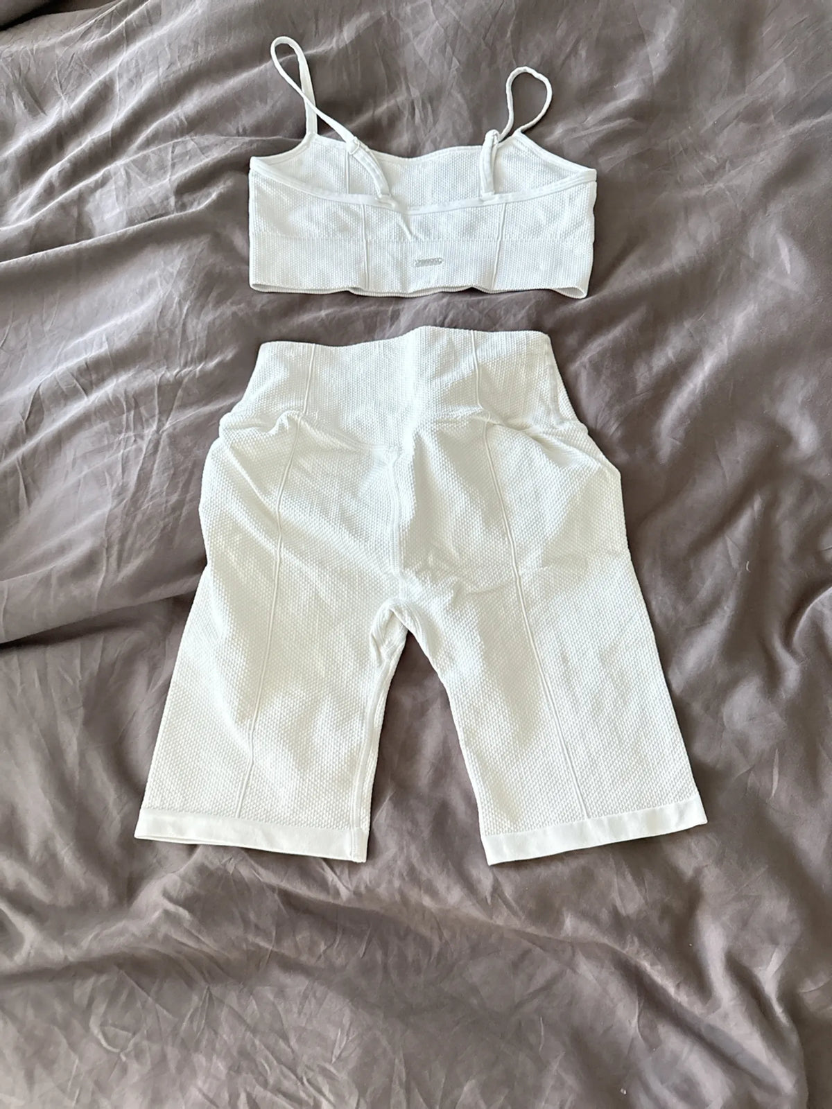 Aim’n Seamless-set NWOT