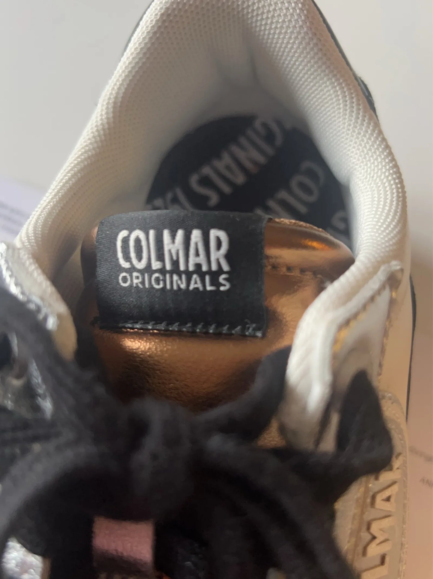 Colmar-sneakers NWOT