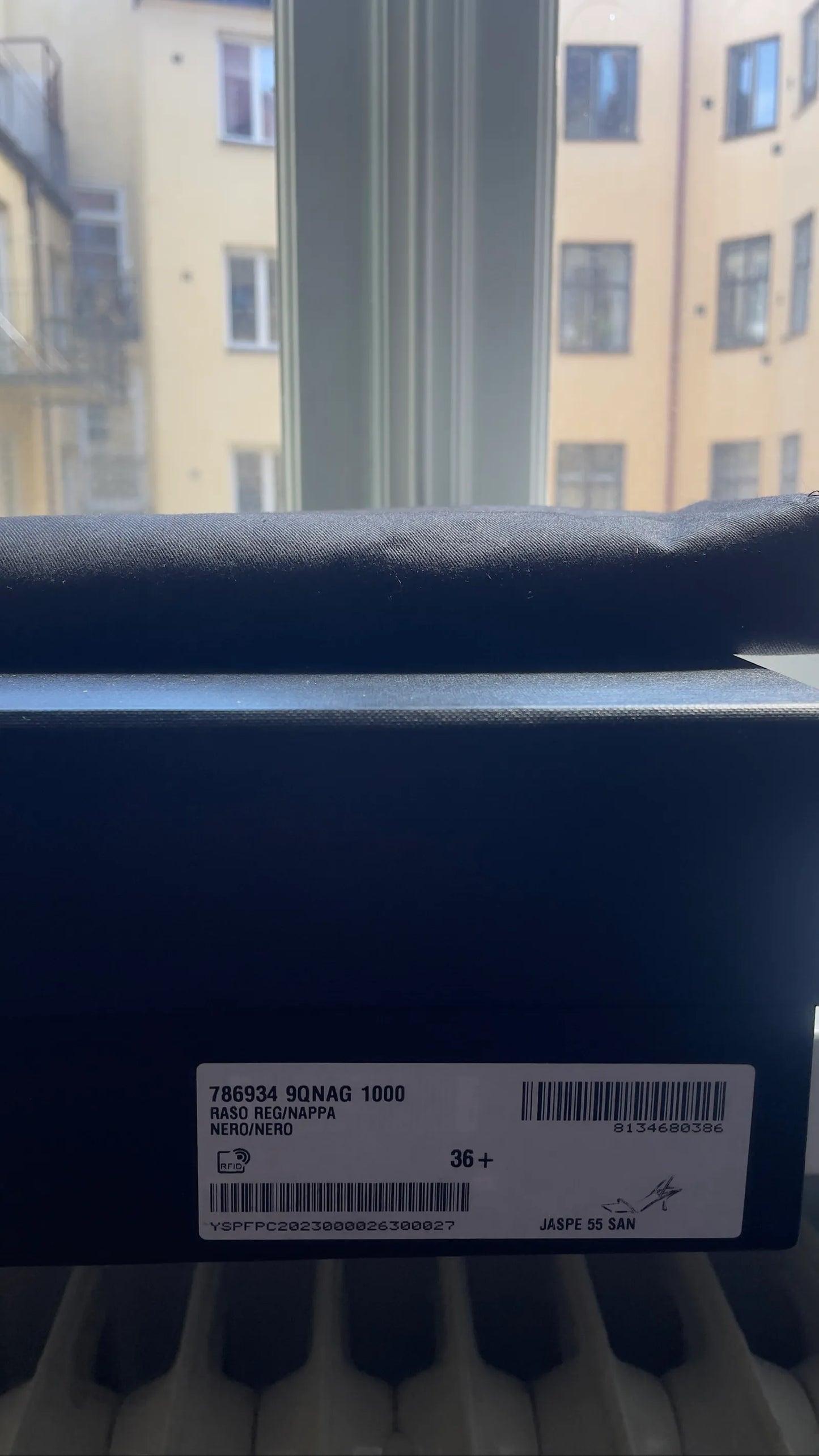 Saint Laurent-skinnklackar NWT