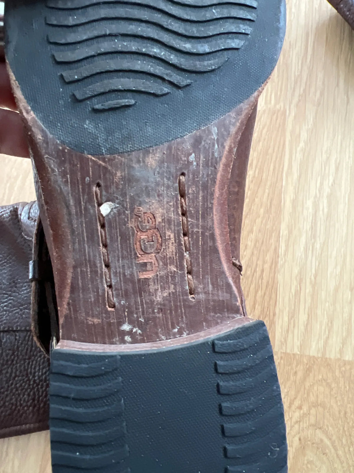 UGG-skinnvinterskor