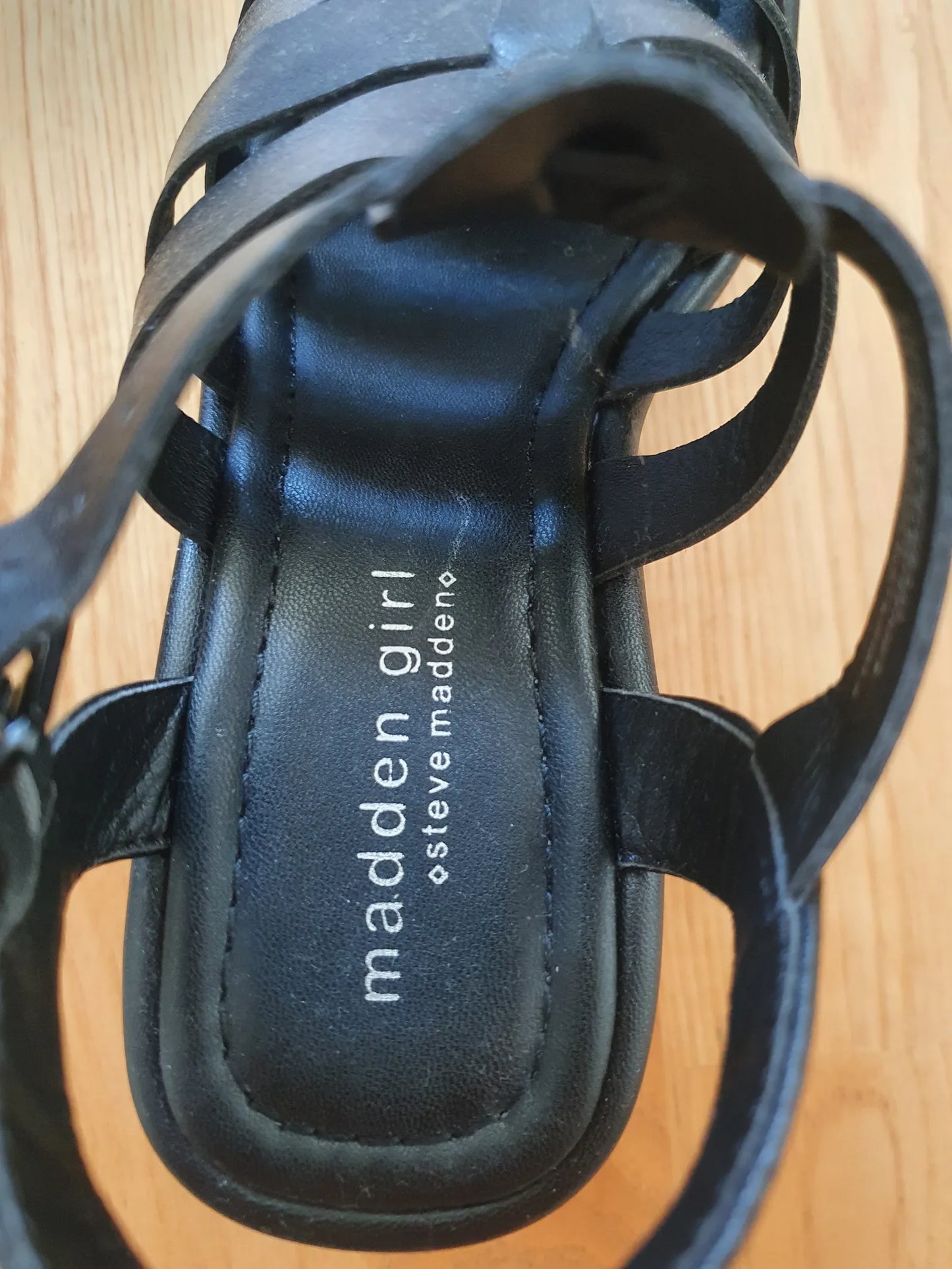 Steve Madden-sandaler NWOT