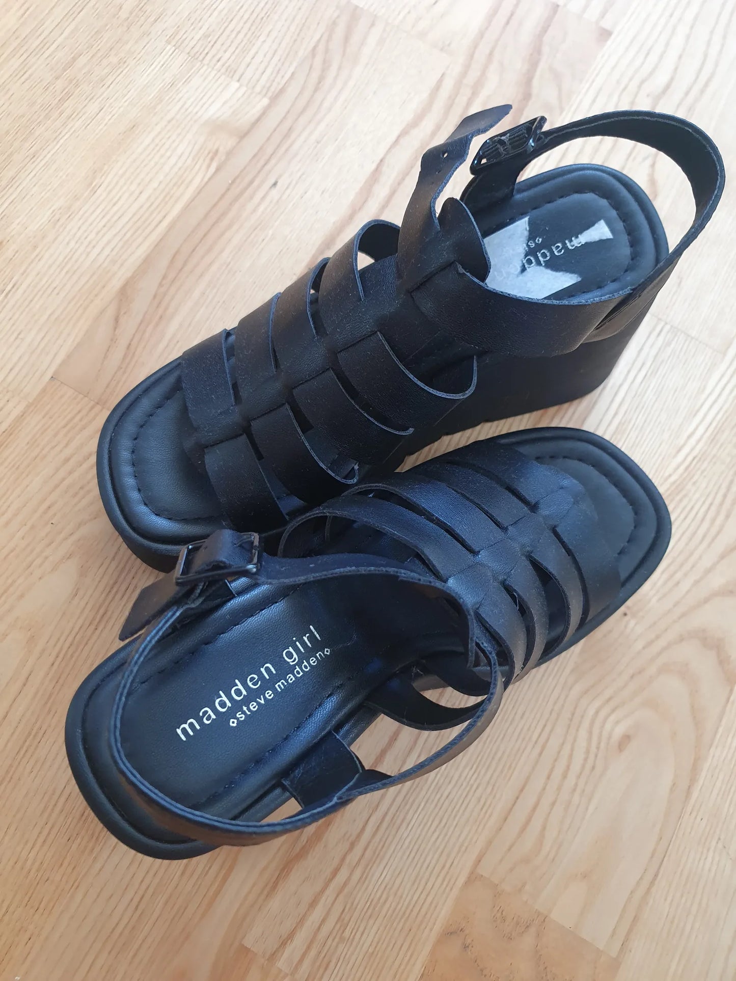 Steve Madden-sandaler NWOT