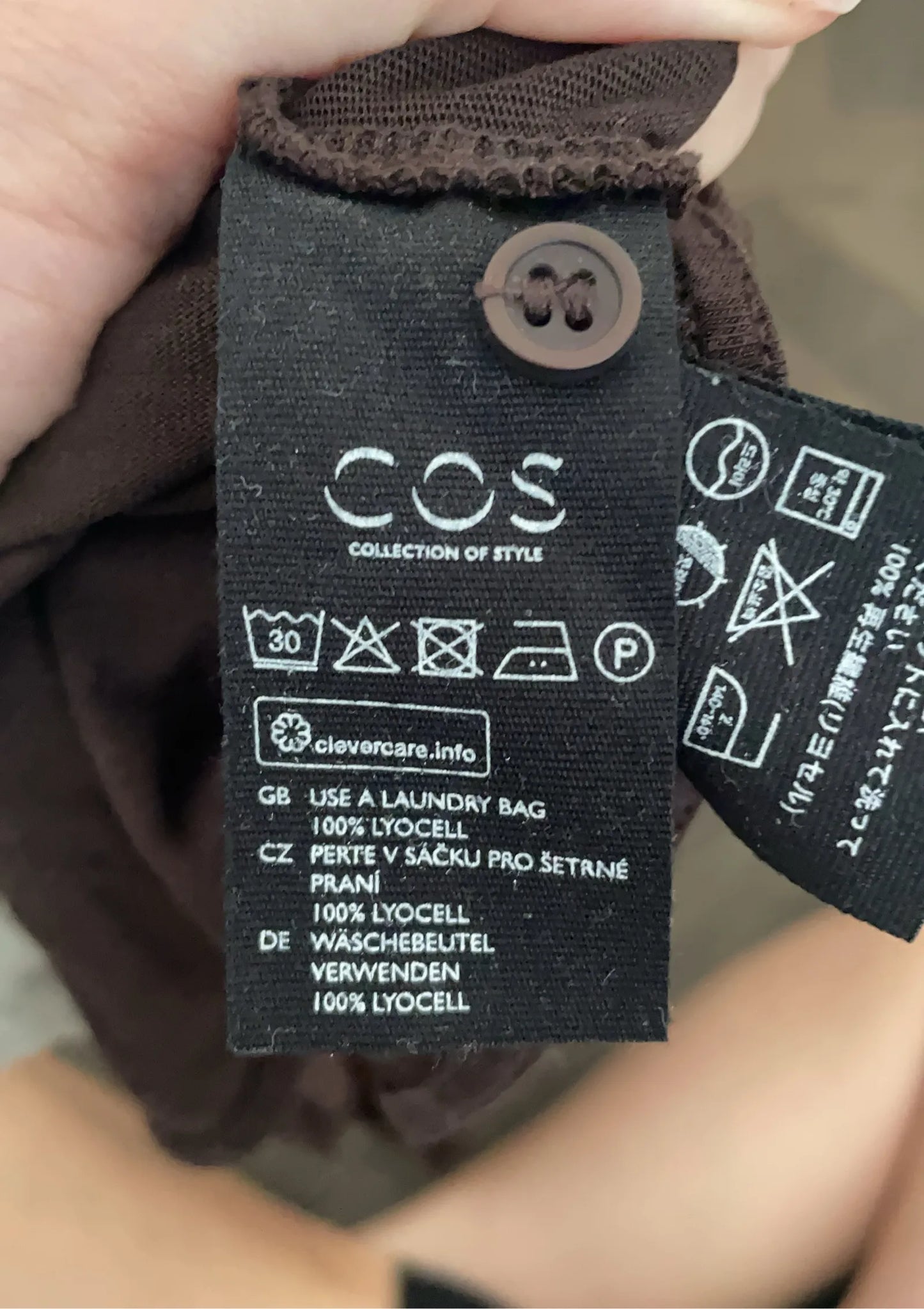 Cos-klänning
