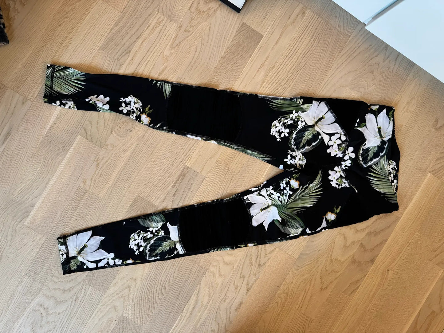 L'Urv Trousers