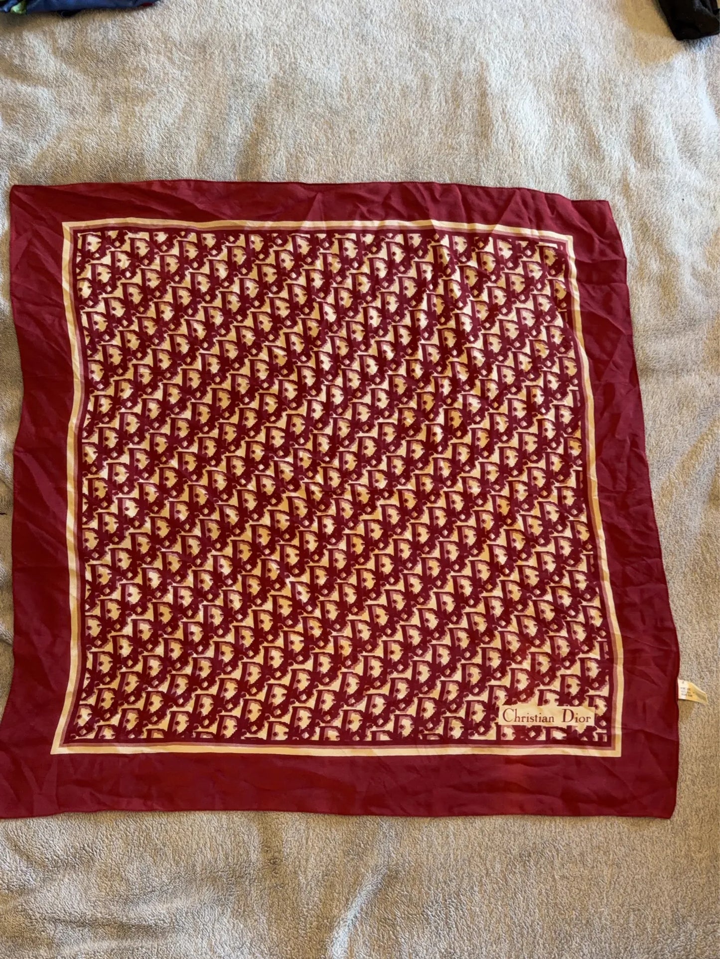 Christian Dior-sidensjal