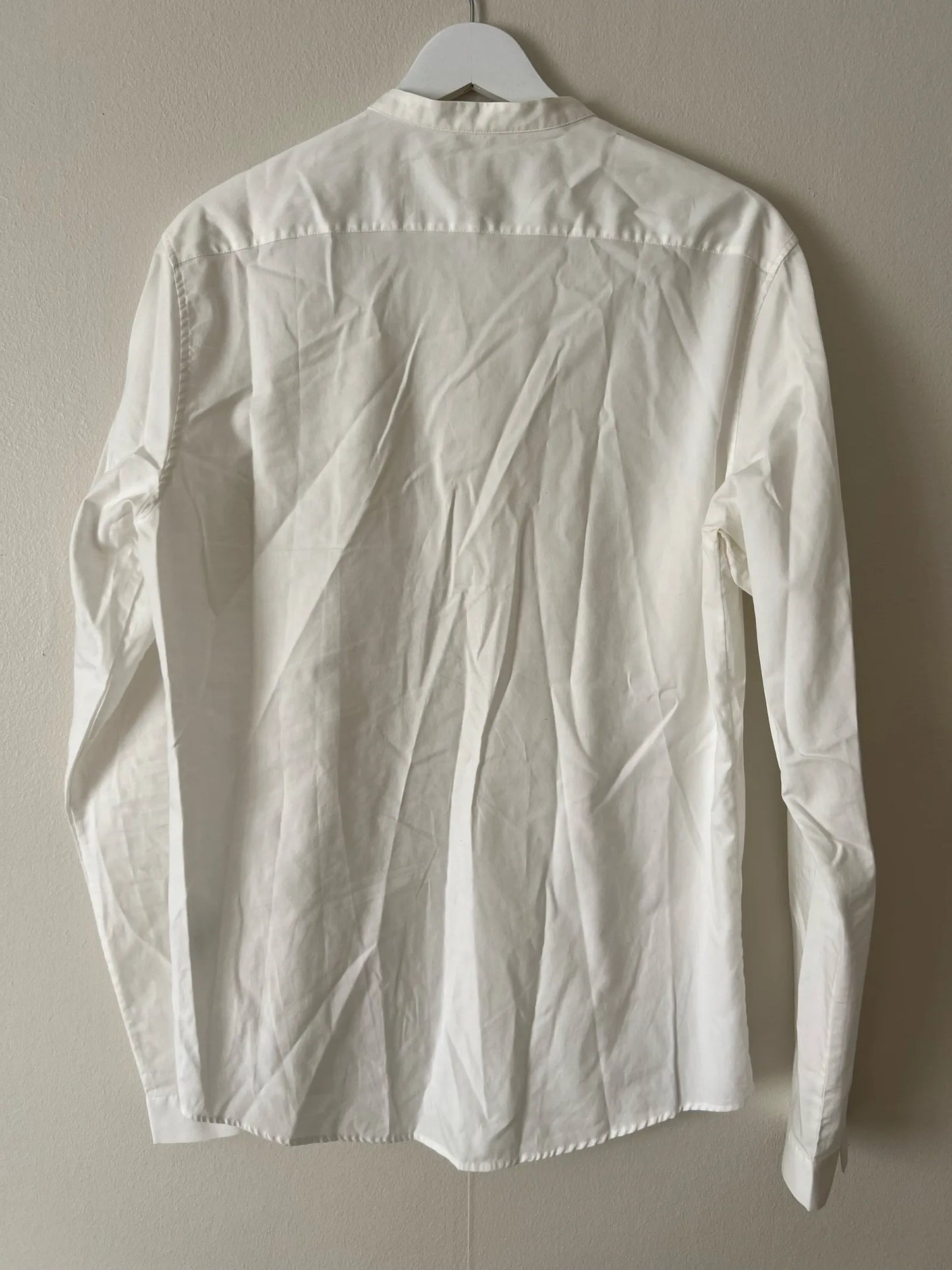 Cos-skjorta