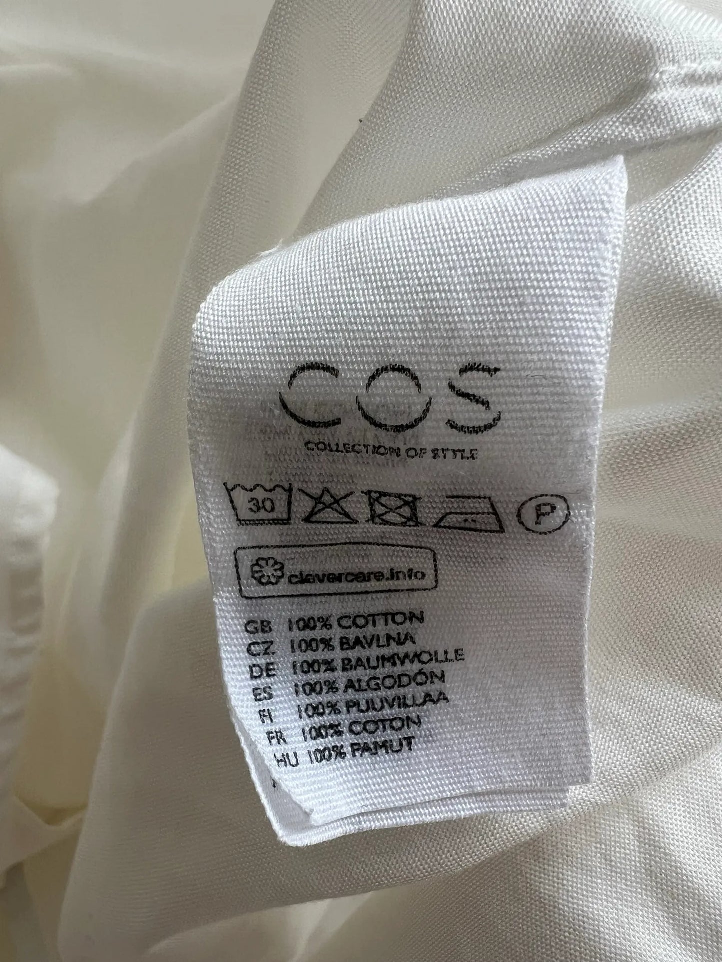 Cos-skjorta