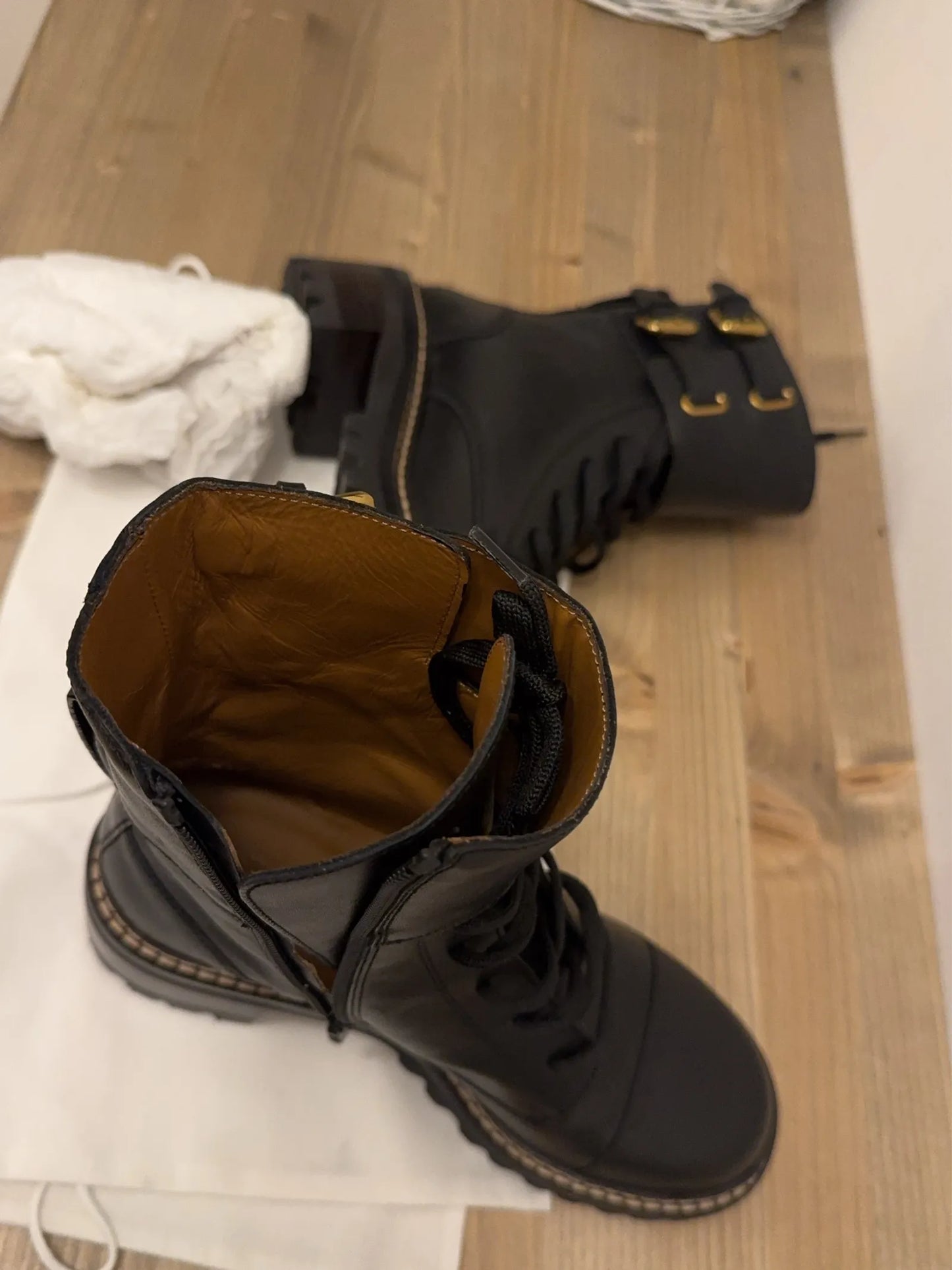See by Chloé-skinnkängor NWOT