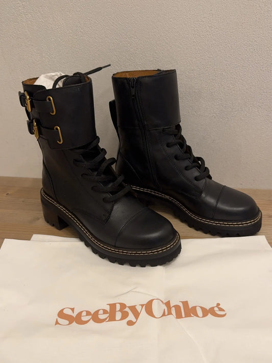 See by Chloé-skinnkängor NWOT