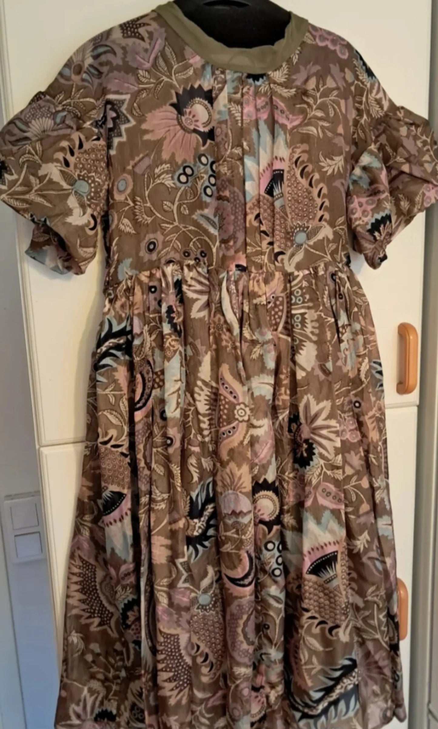 Twinset-sidenklänning NWT