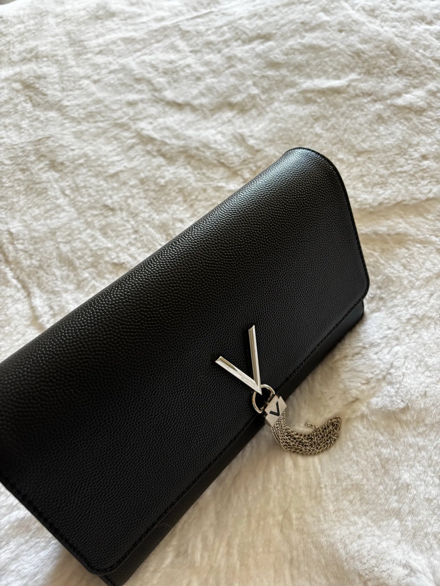 Valentino Divina Shoulder bag