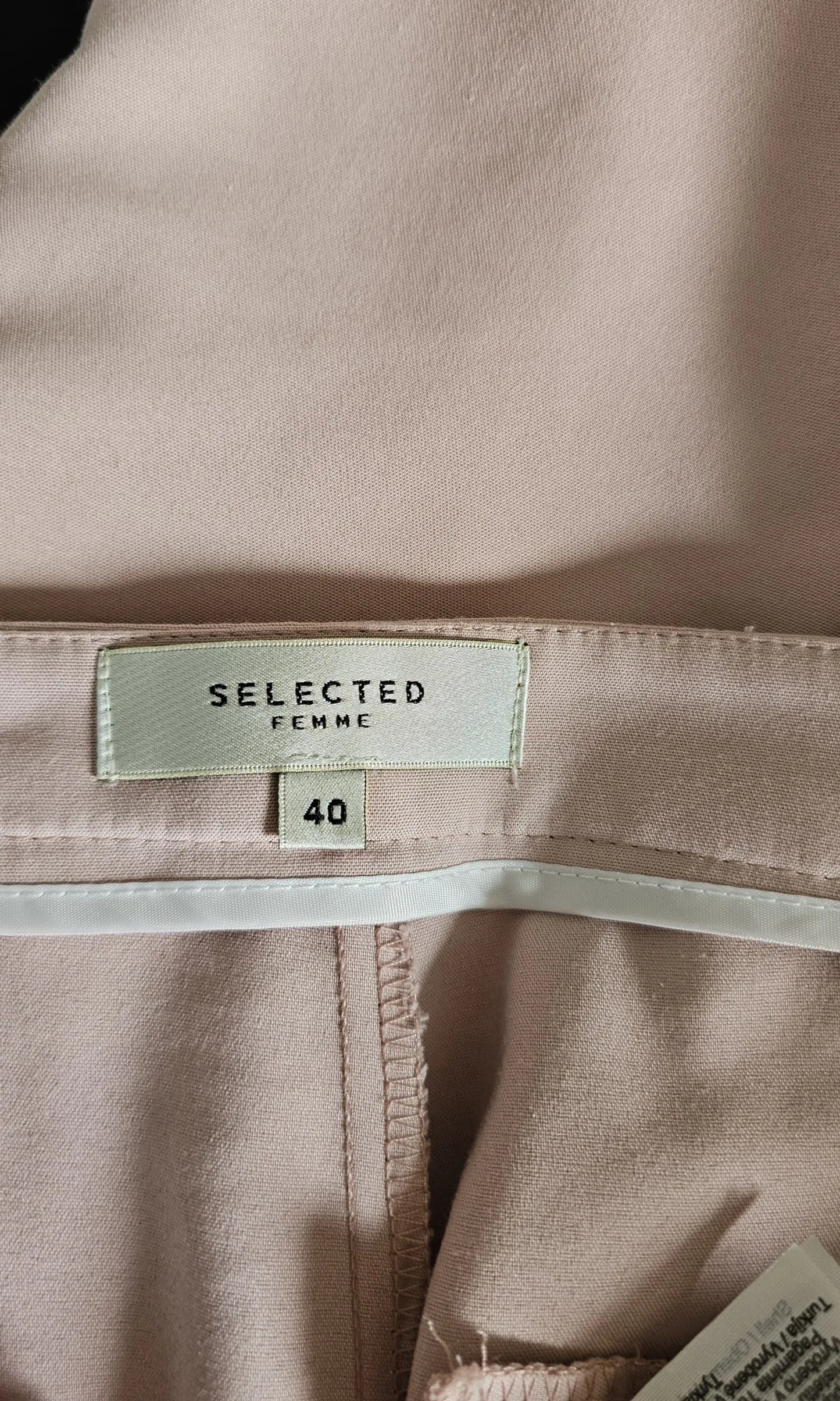 SELECTED-byxor