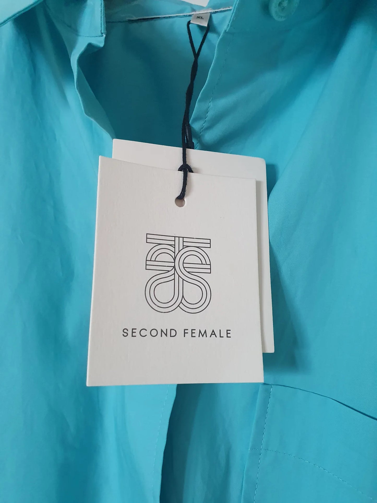 Second Female-skjorta NWT