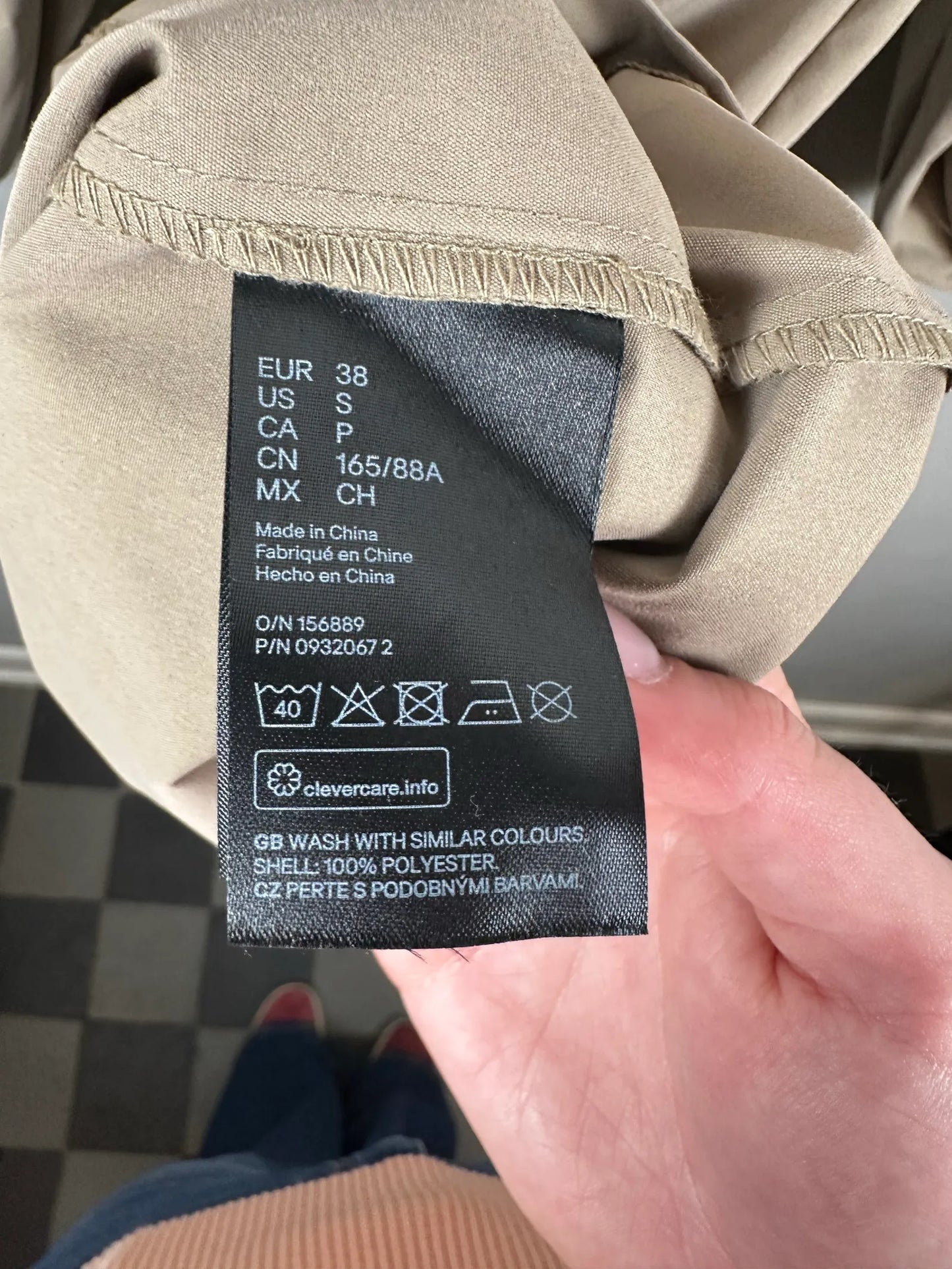 H&M-klänning