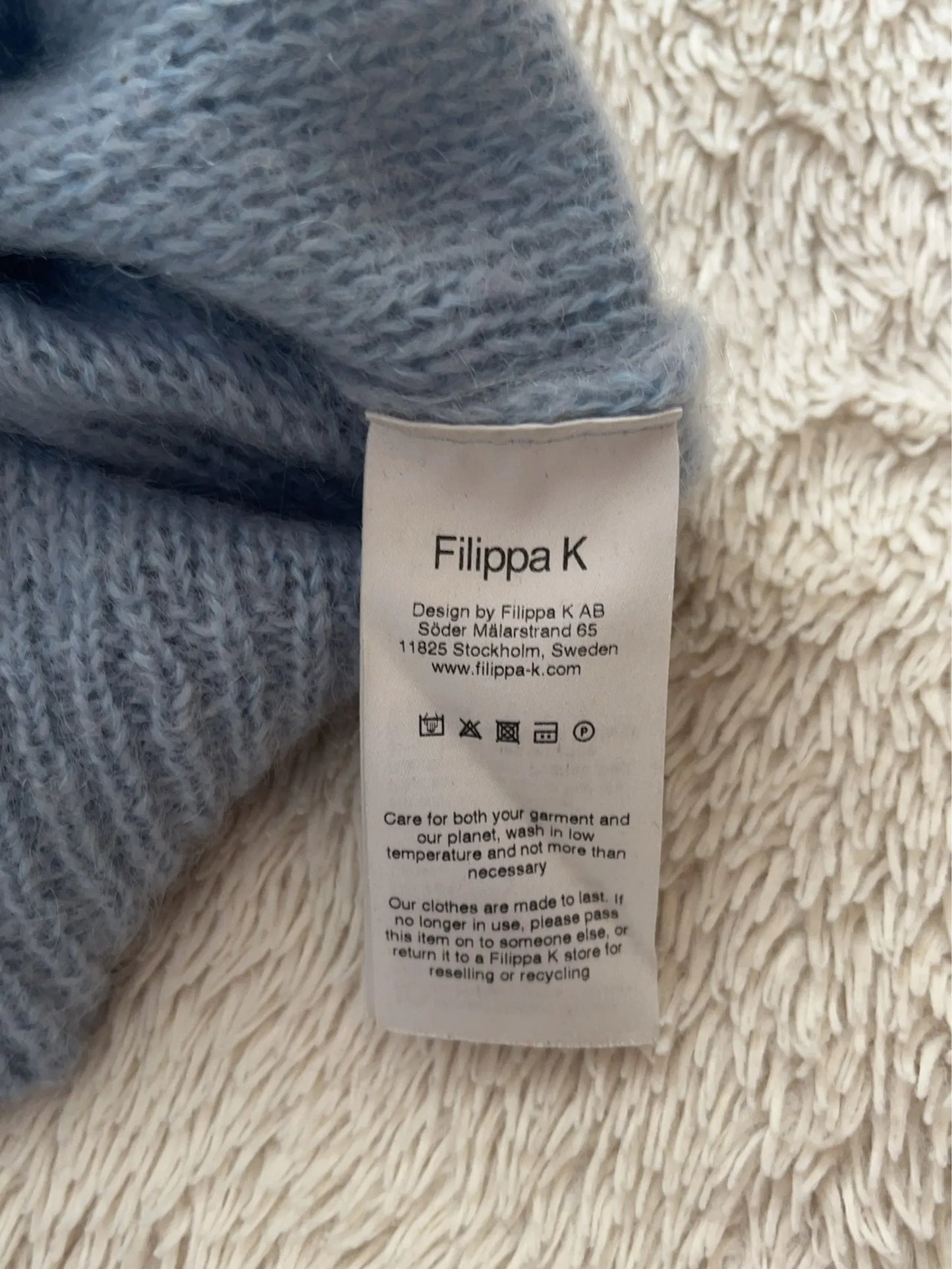 Filippa K-ulltröja
