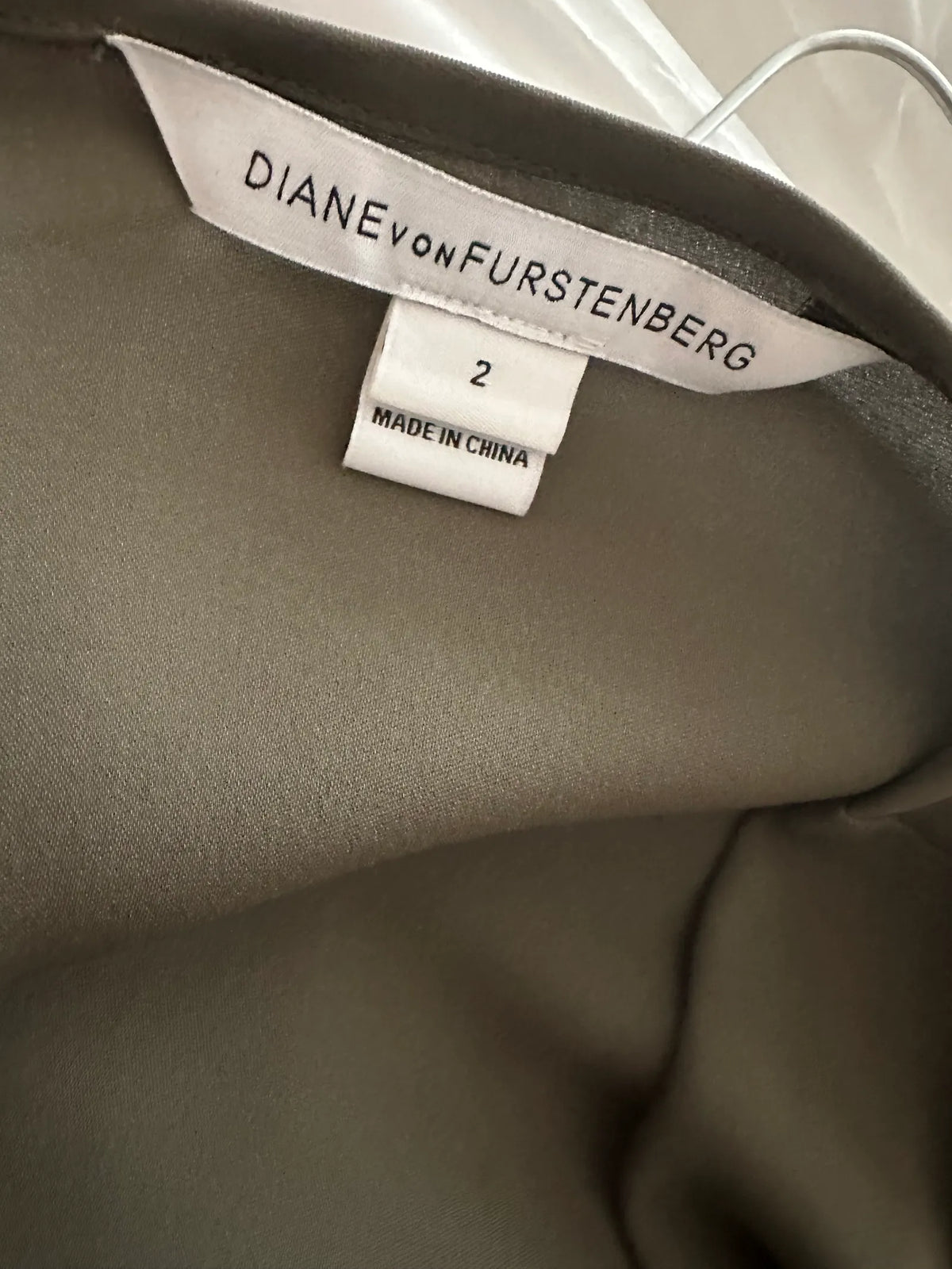 Diane Von Furstenberg-sidenblus NWOT