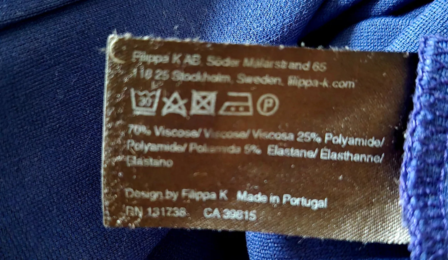 Filippa K-klänning