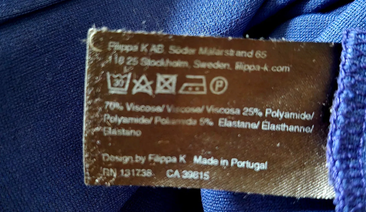 Filippa K-klänning