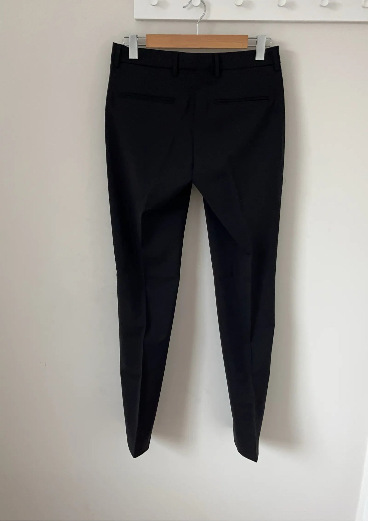 Filippa K-ullkostymbyxor