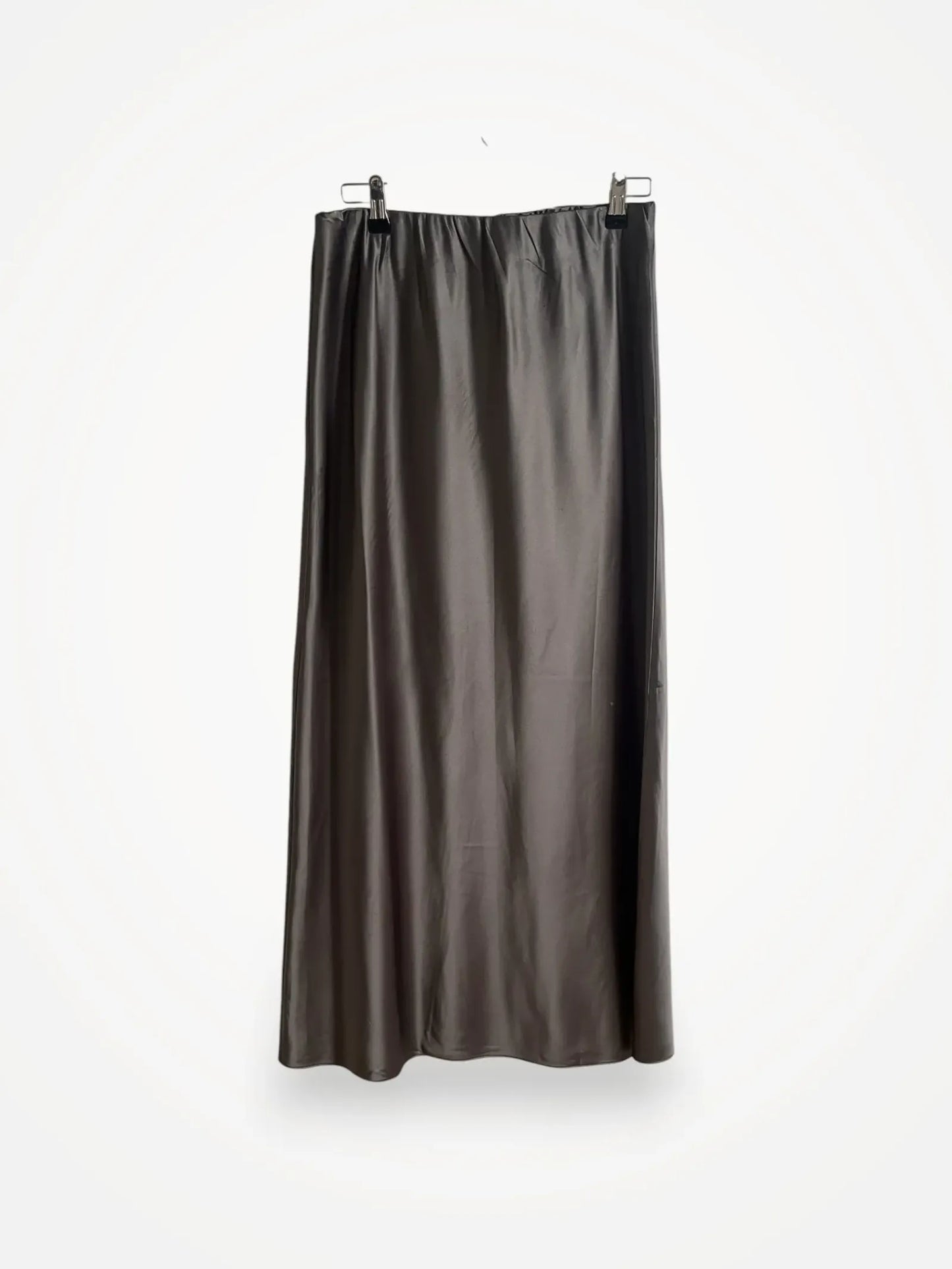 Stylein-sidenkjol NWOT