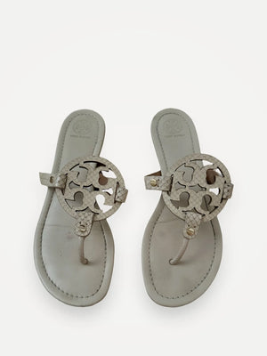 Tory Burch-skinnsandaler