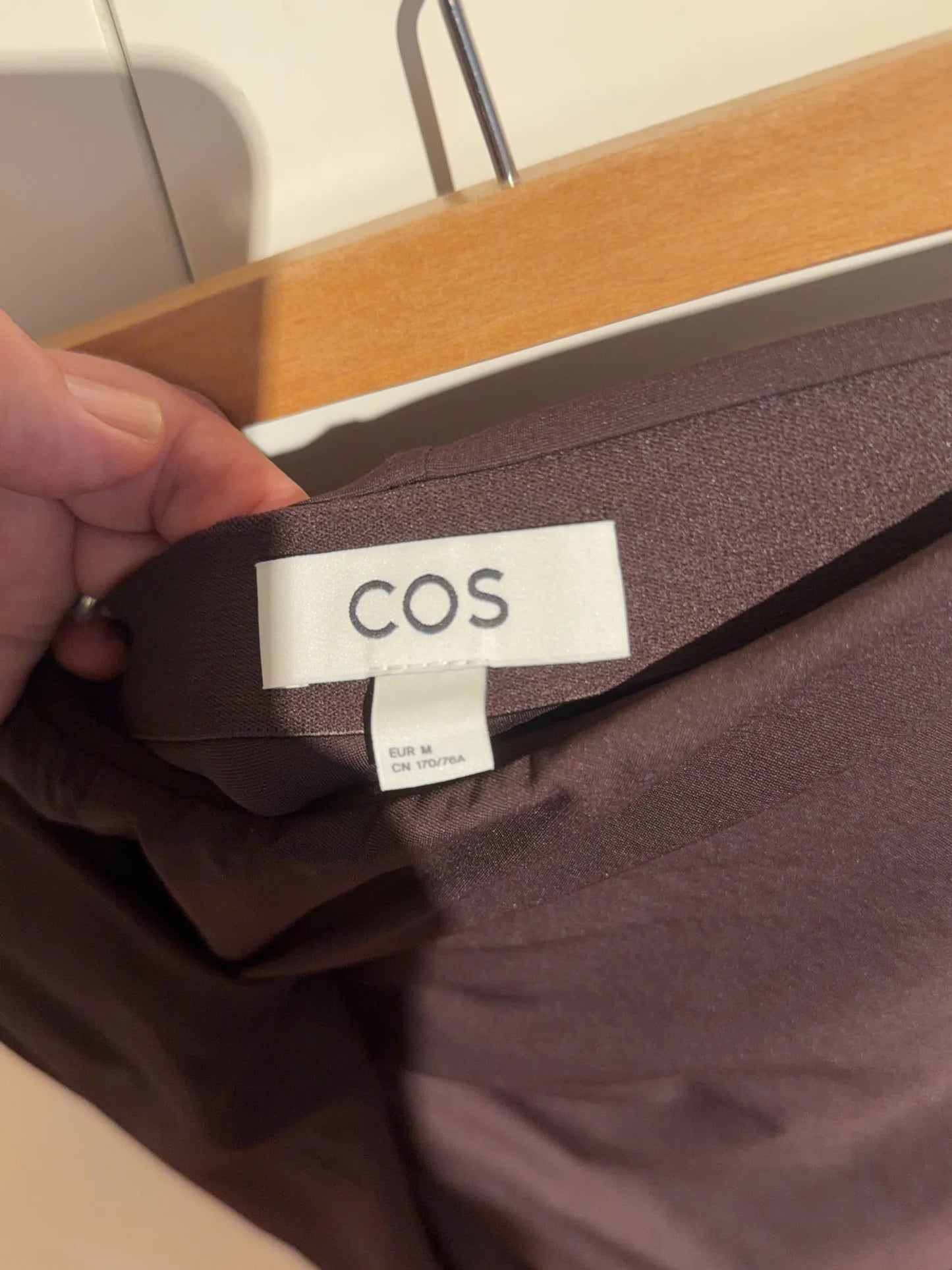 Cos Midikjol Med Vriden Detalj Skirt