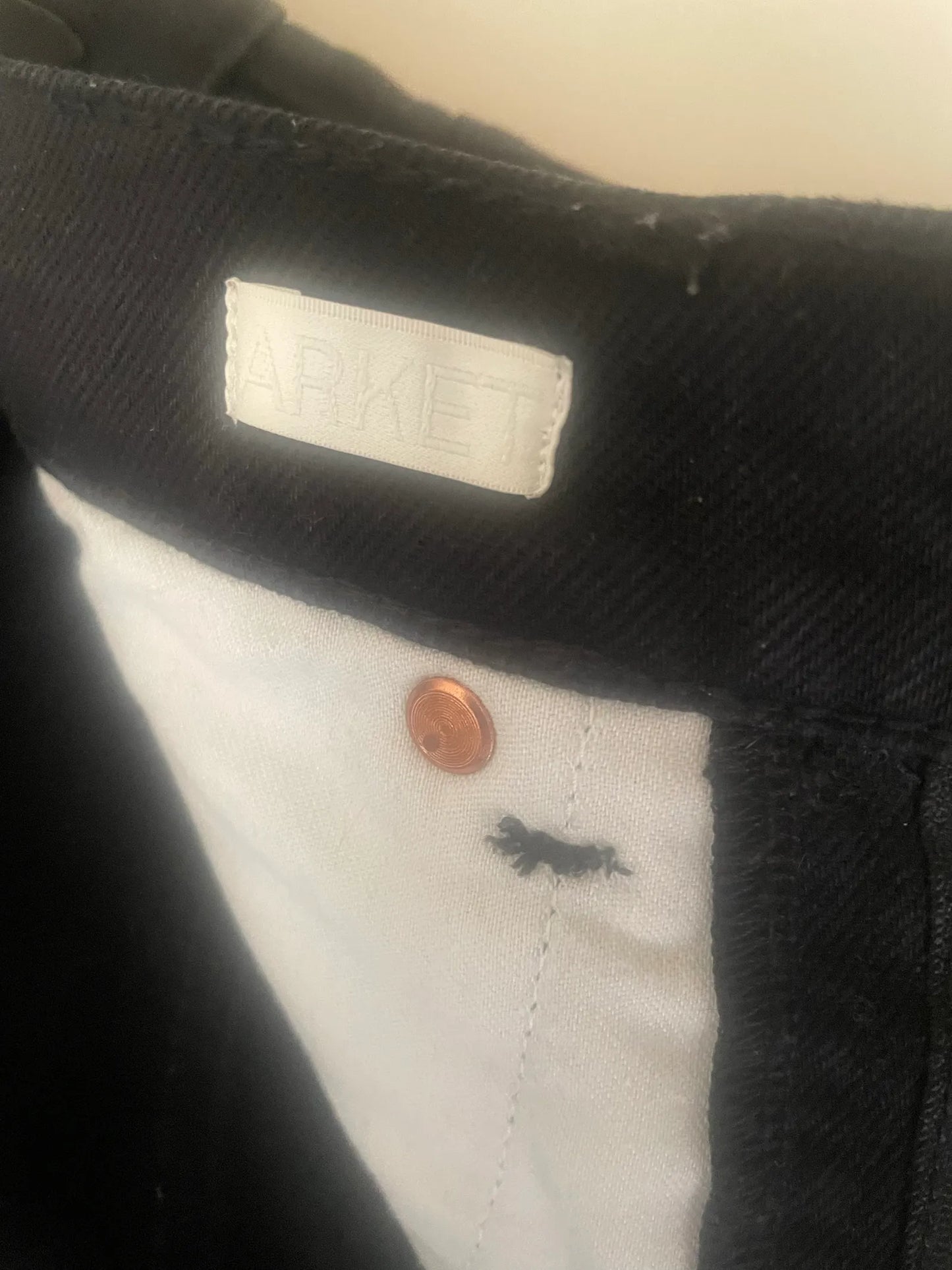 Arket Barrel Leg Jean Jeans