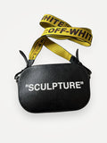 Off-White Sculpture-skinnaxelremsväska