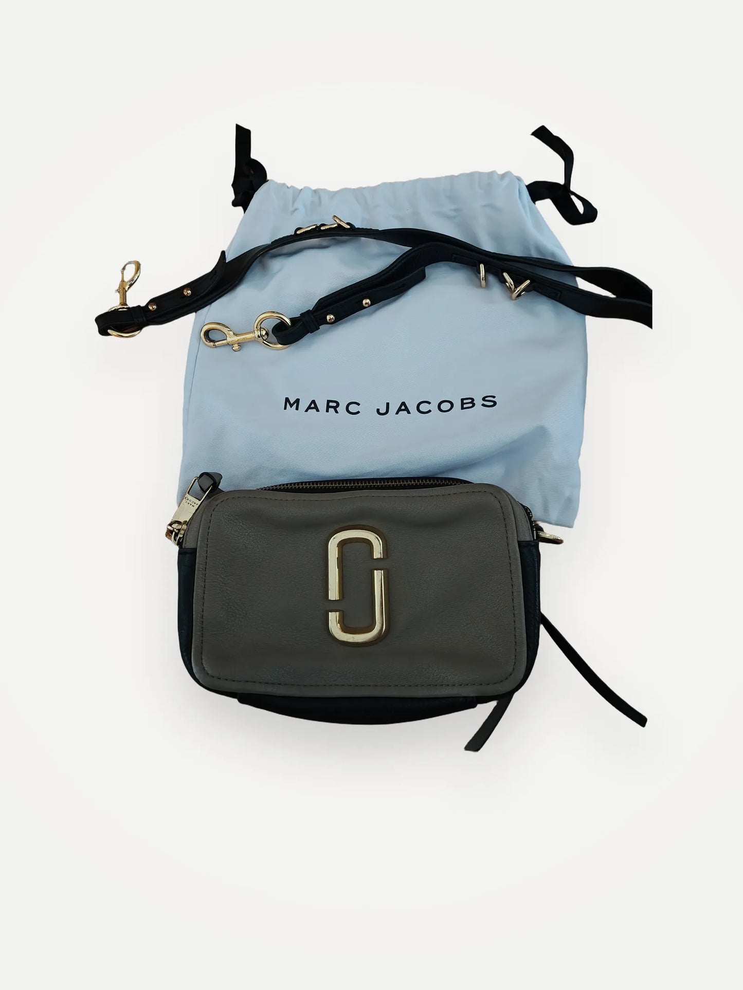 Marc Jacobs-skinnaxelremsväska