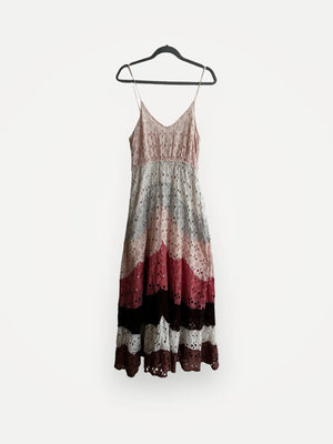 Anthropologie Raga Eyelet Maxi-klänning