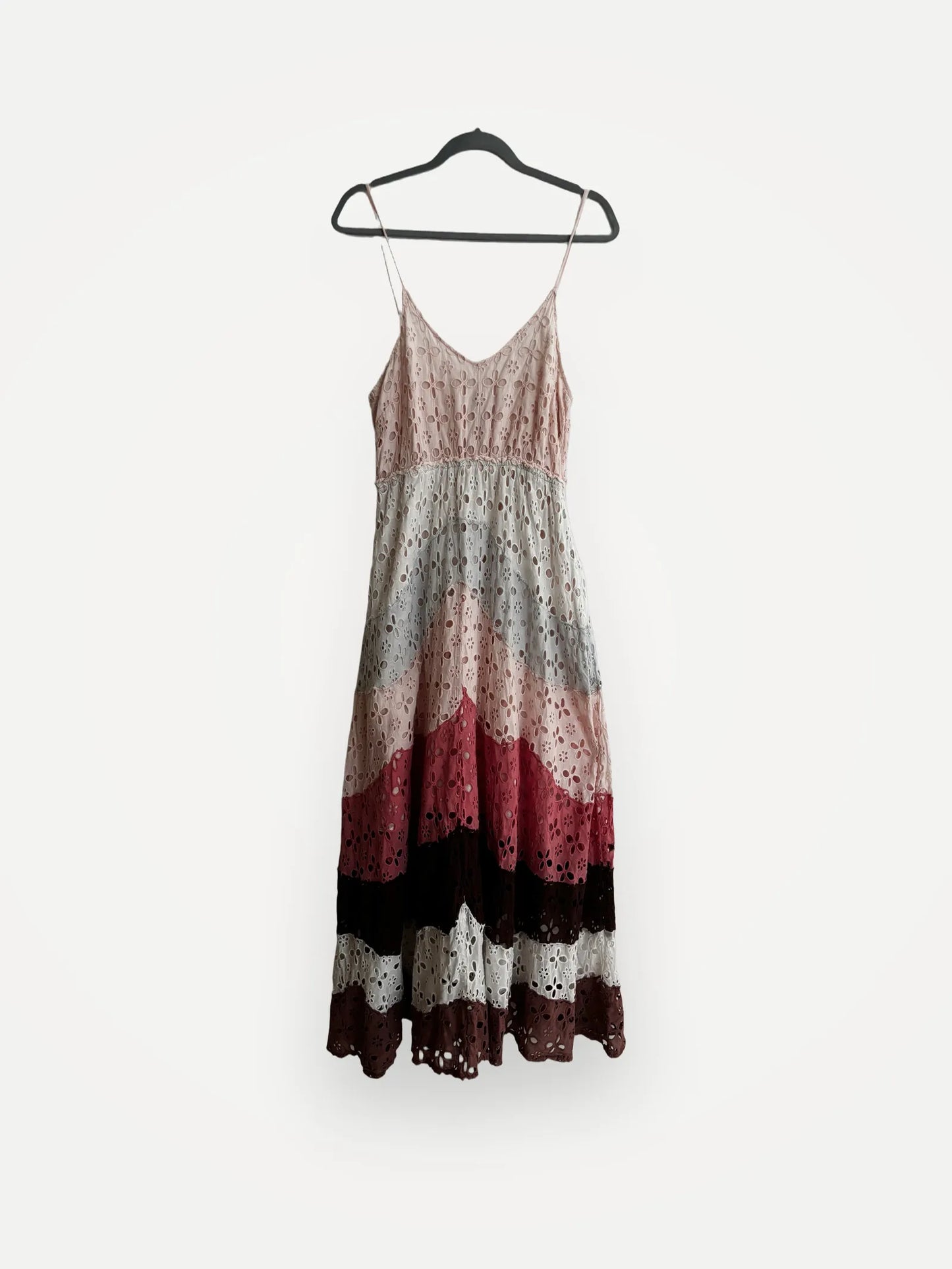 Anthropologie Raga Eyelet Maxi-klänning