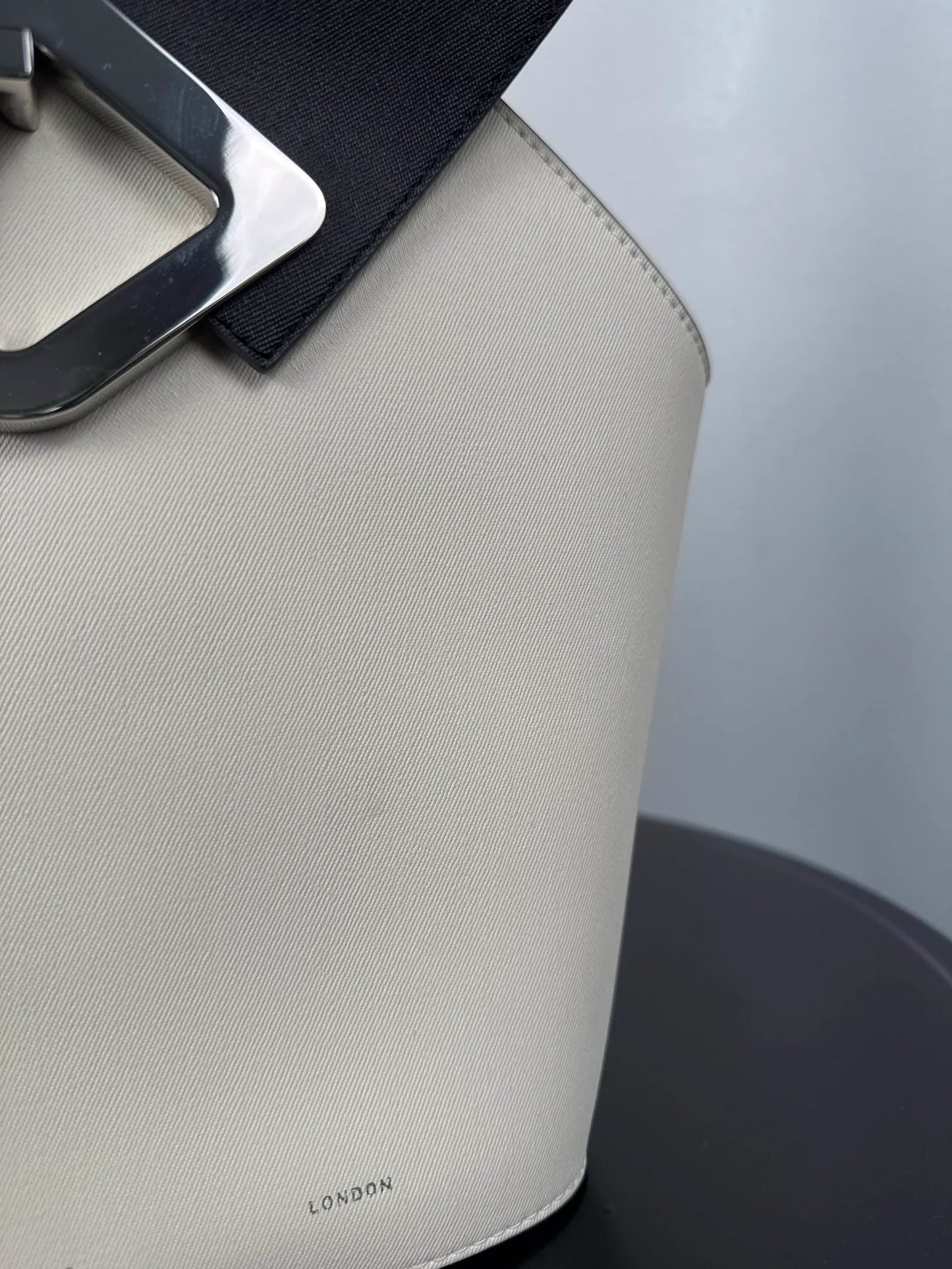 Danse Lente Johnny Bucket Bag Shoulder bag