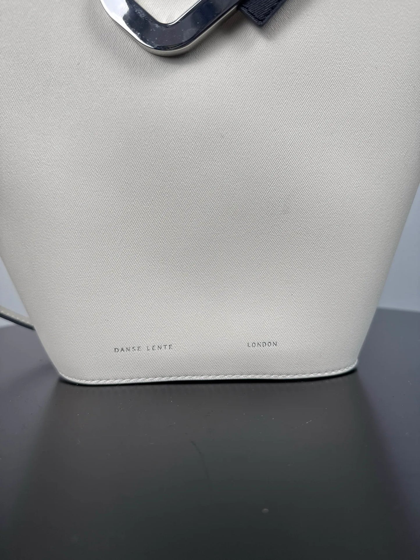 Danse Lente Johnny Bucket Bag Shoulder bag